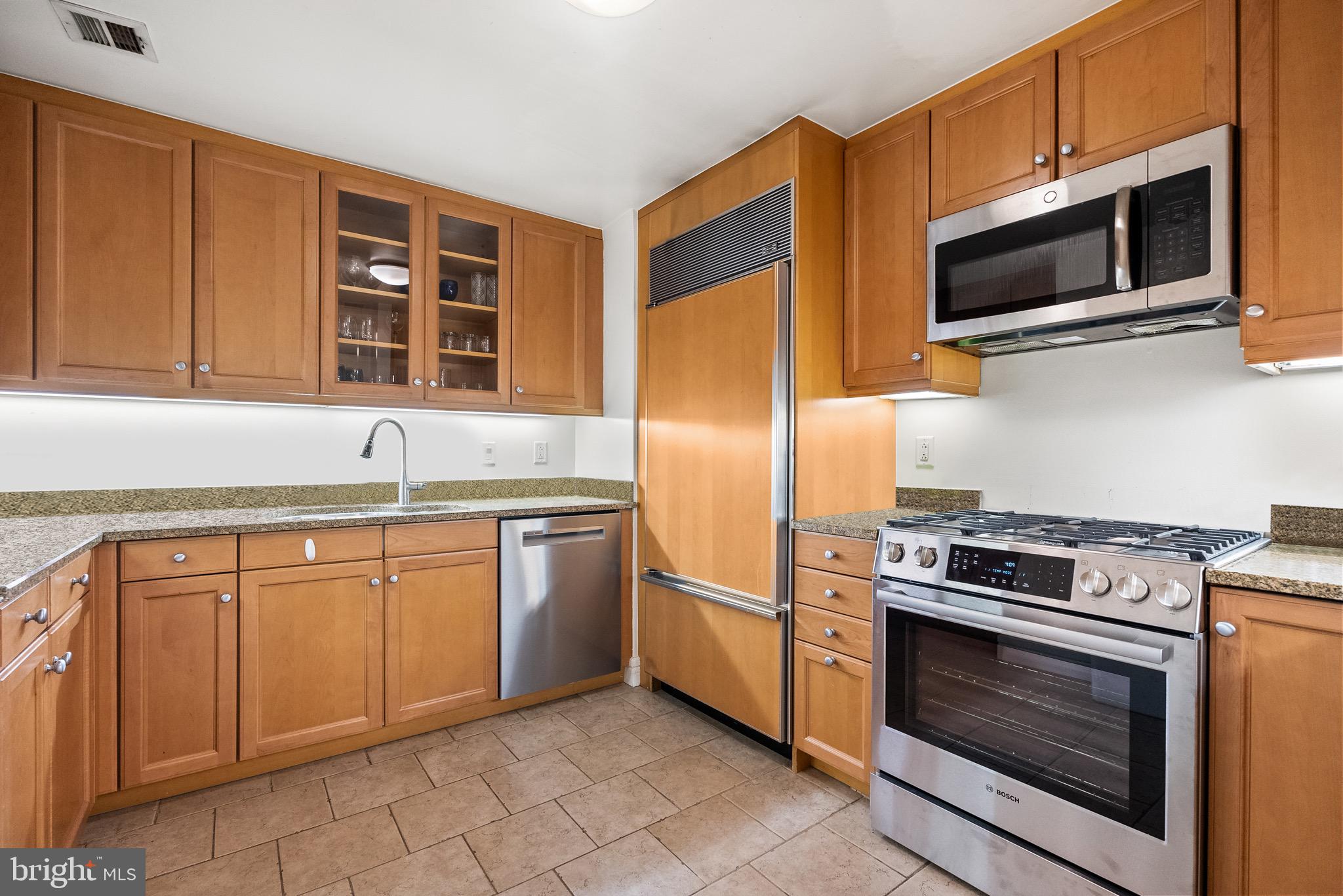 1155 23RD STREET NW PH1M