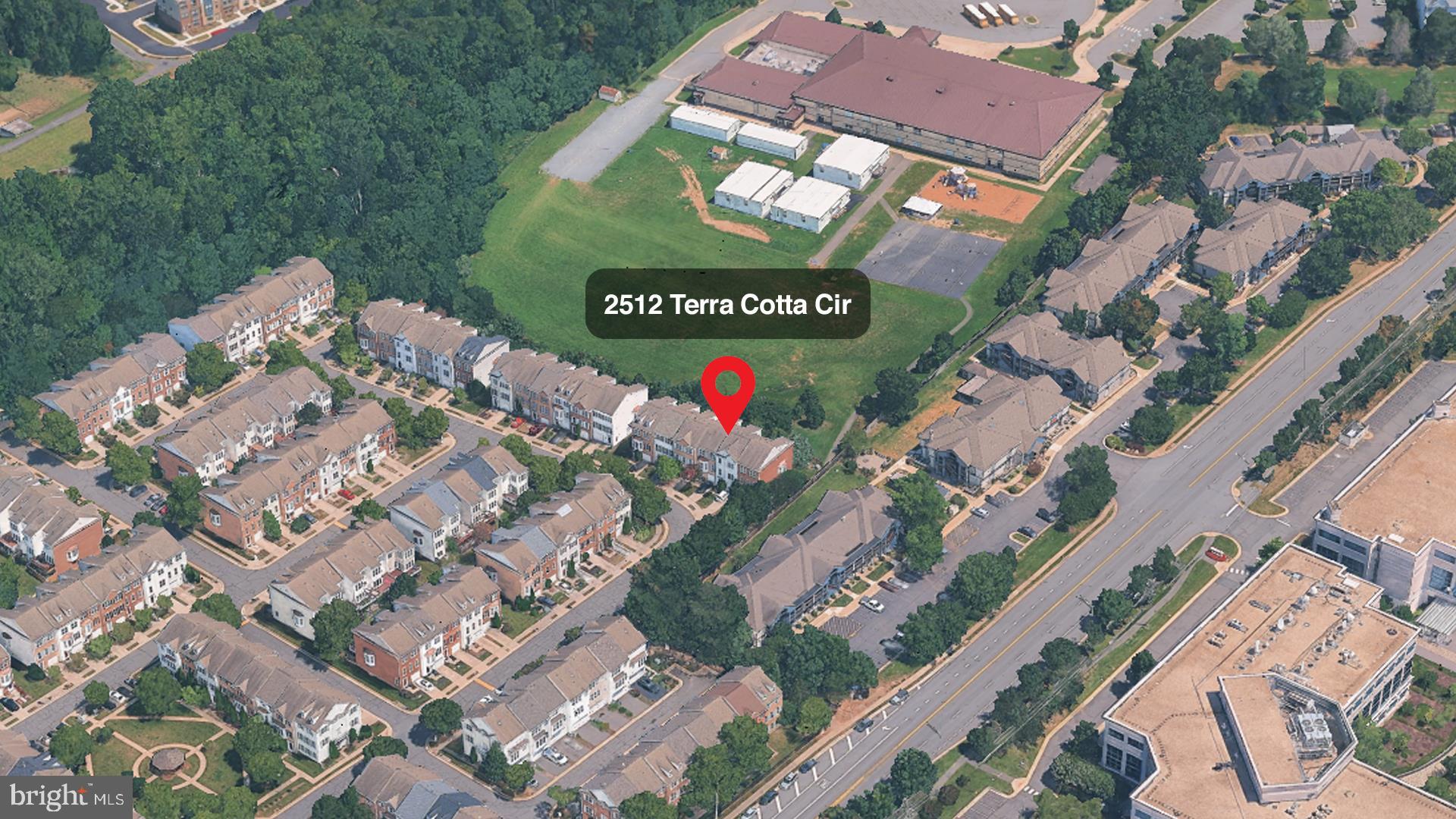 2512 TERRA COTTA CIRCLE
