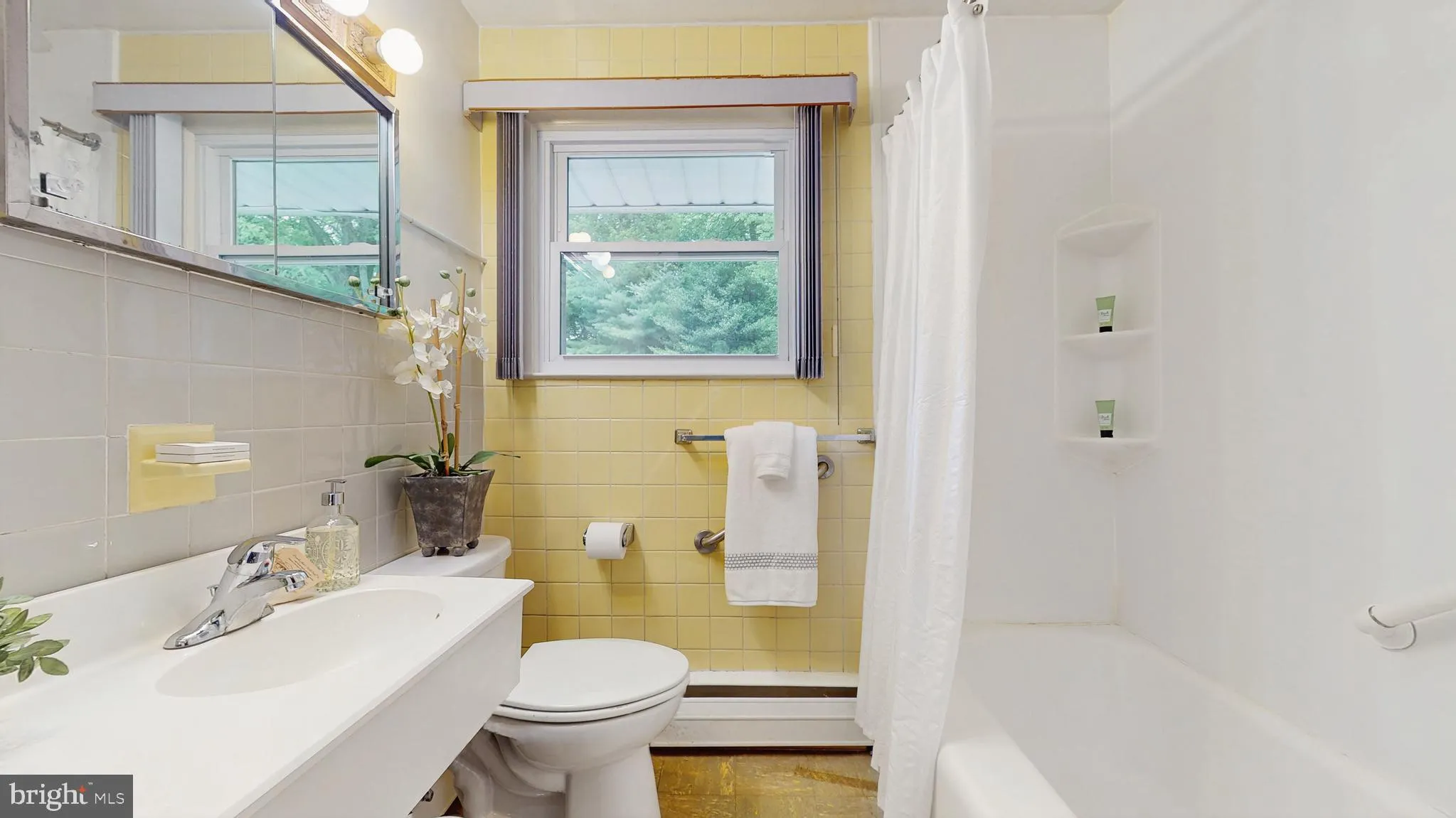 West Chester, Pennsylvania 19380, United States, 3 Bedrooms Bedrooms, ,1 BathroomBathrooms,Residential,Pending,161627