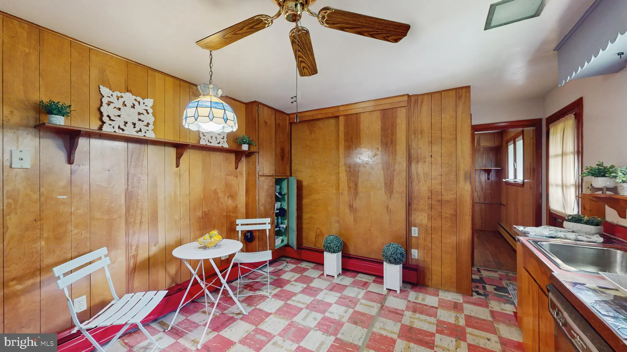 West Chester, Pennsylvania 19380, United States, 3 Bedrooms Bedrooms, ,1 BathroomBathrooms,Residential,Pending,161627