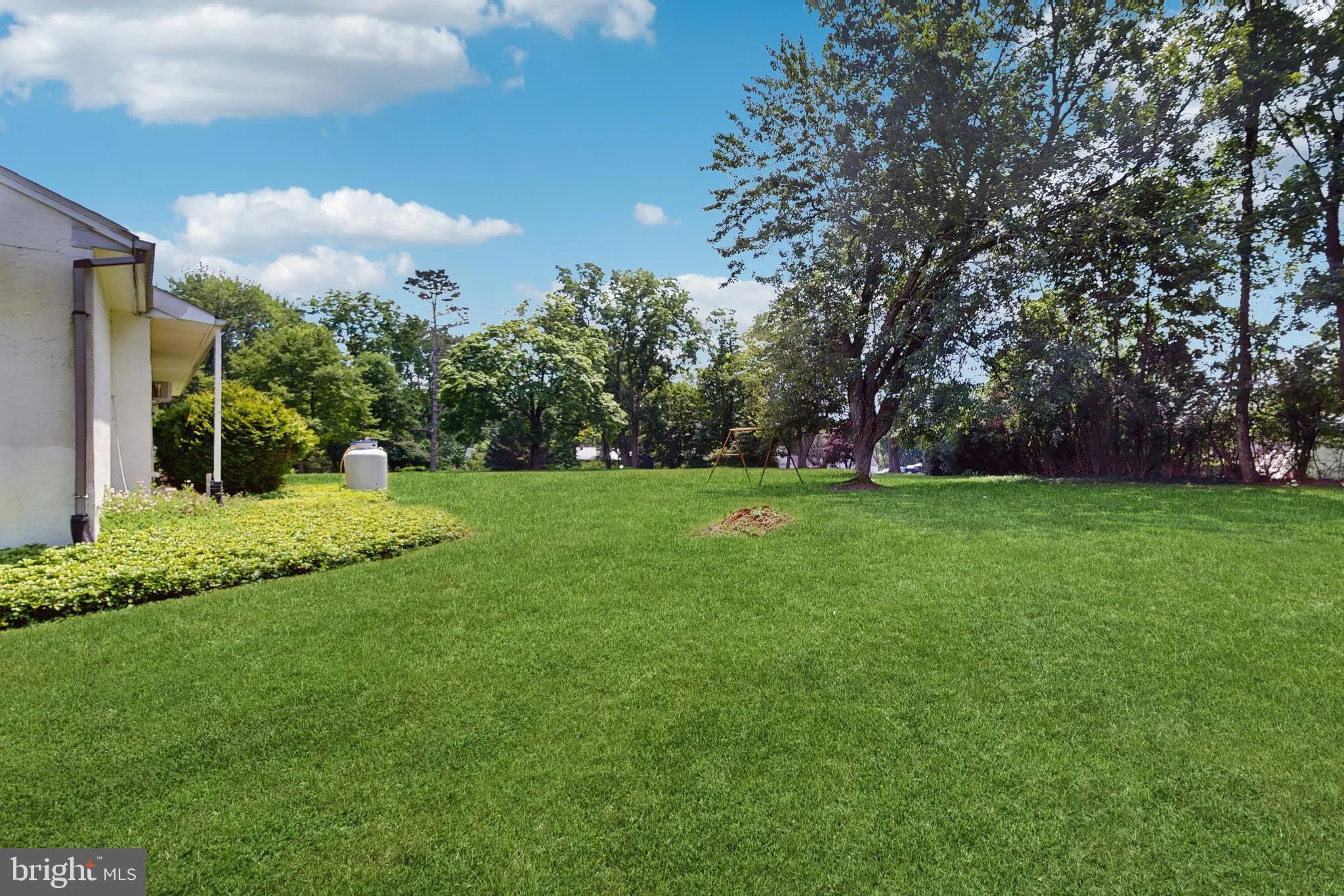 West Chester, Pennsylvania 19380, United States, 3 Bedrooms Bedrooms, ,1 BathroomBathrooms,Residential,Pending,161627