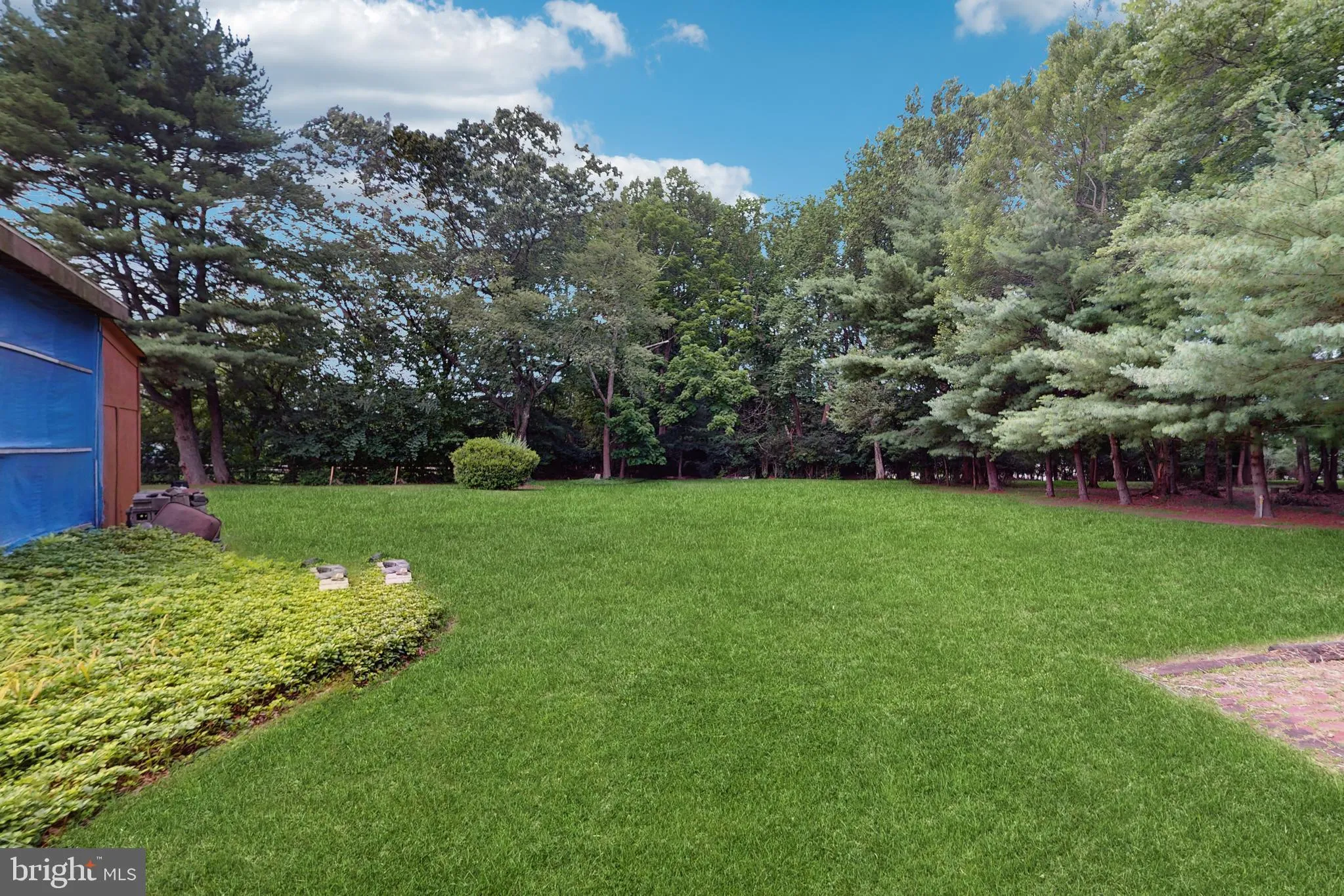 West Chester, Pennsylvania 19380, United States, 3 Bedrooms Bedrooms, ,1 BathroomBathrooms,Residential,Pending,161627