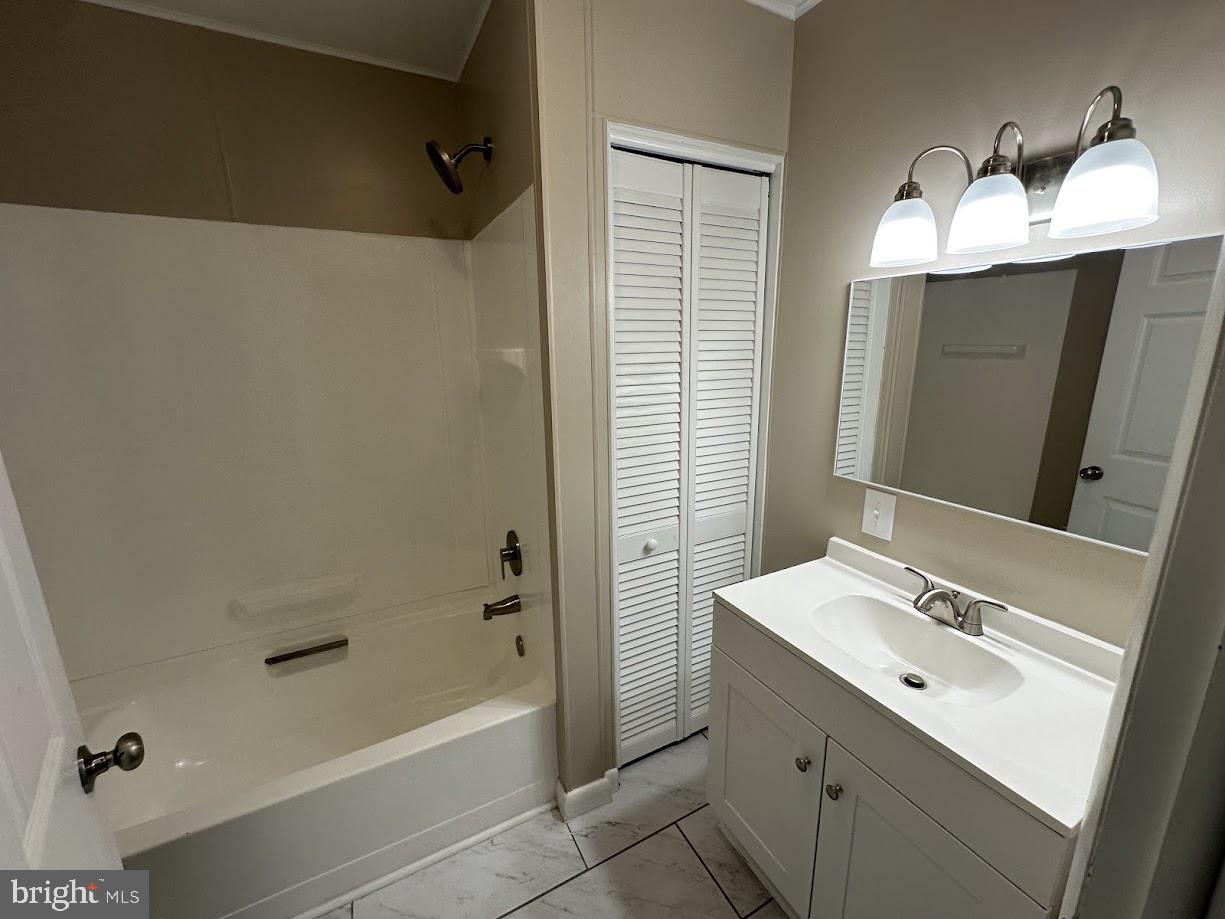 ROCKVILLE - Residential