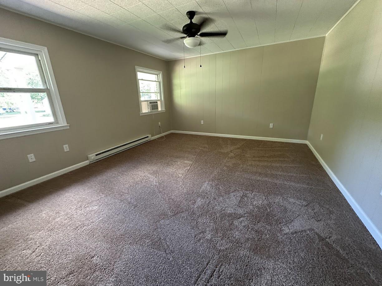 ROCKVILLE - Residential