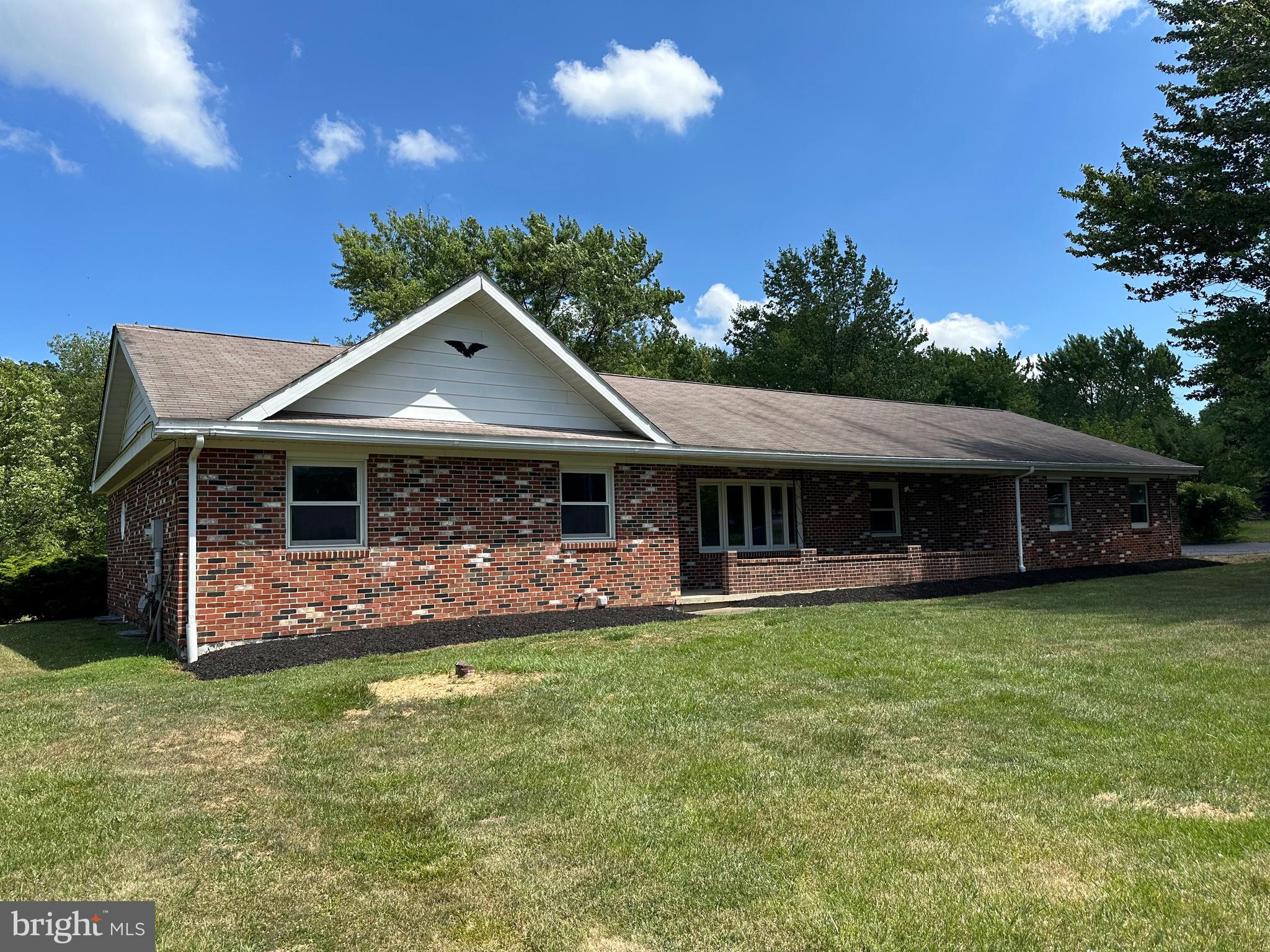 ROCKVILLE - Residential