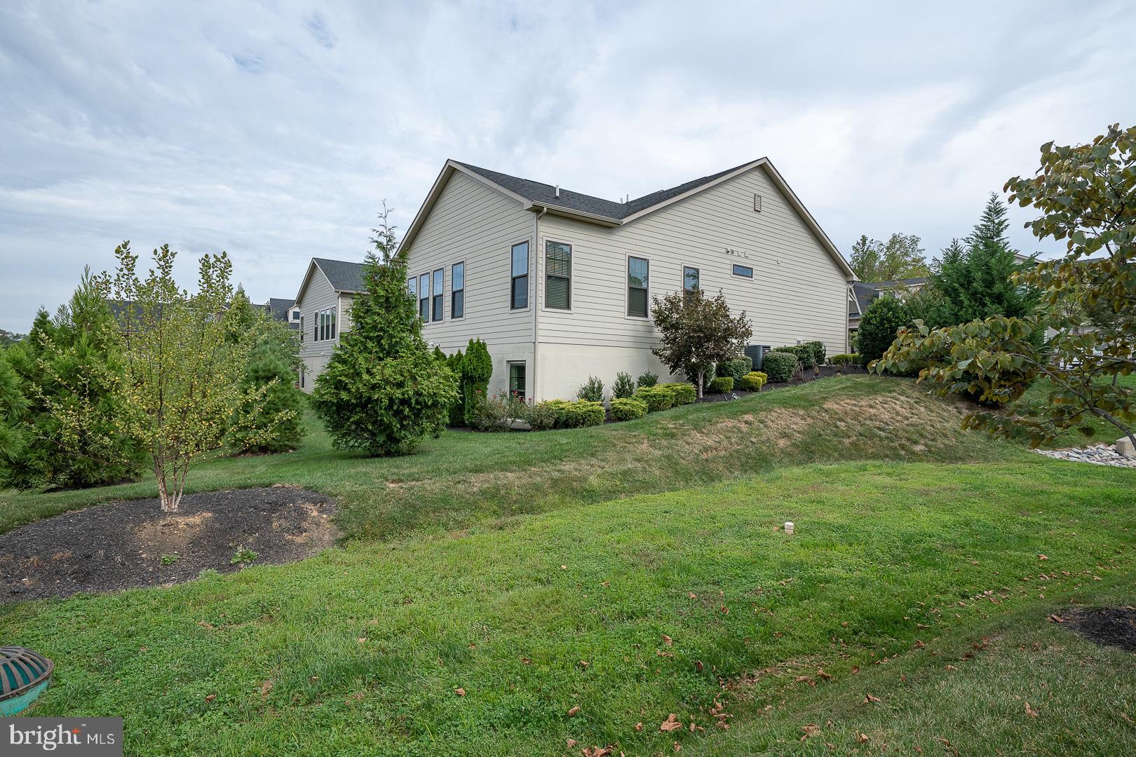 WAYNE GLEN - Residential