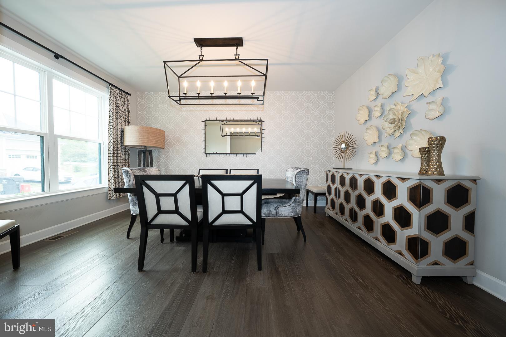 WAYNE GLEN - Residential