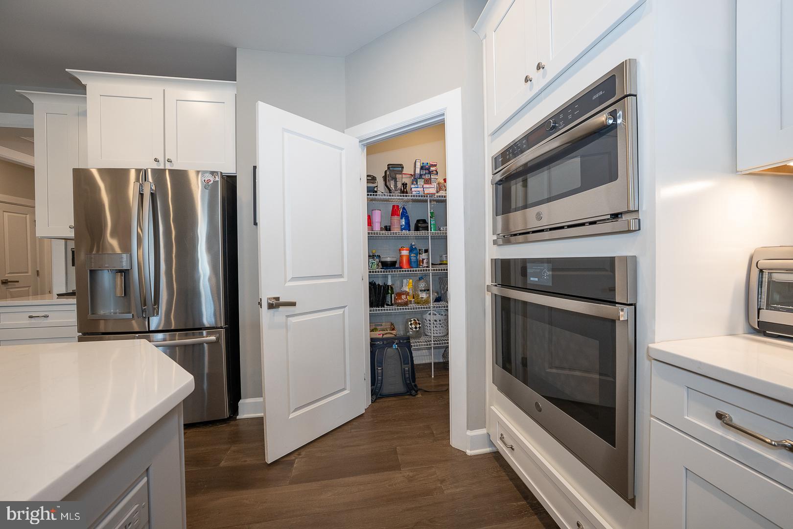 WAYNE GLEN - Residential