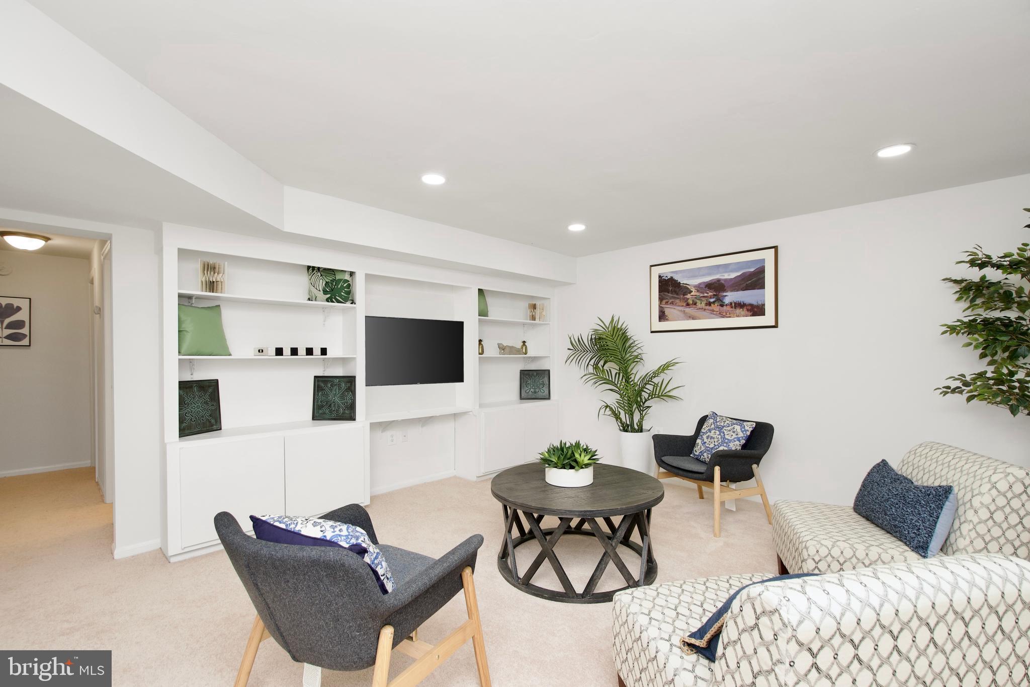 ROLLING FOREST - Residential