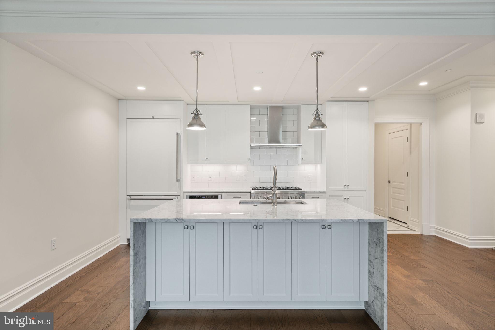 THE SIGNET - Residential