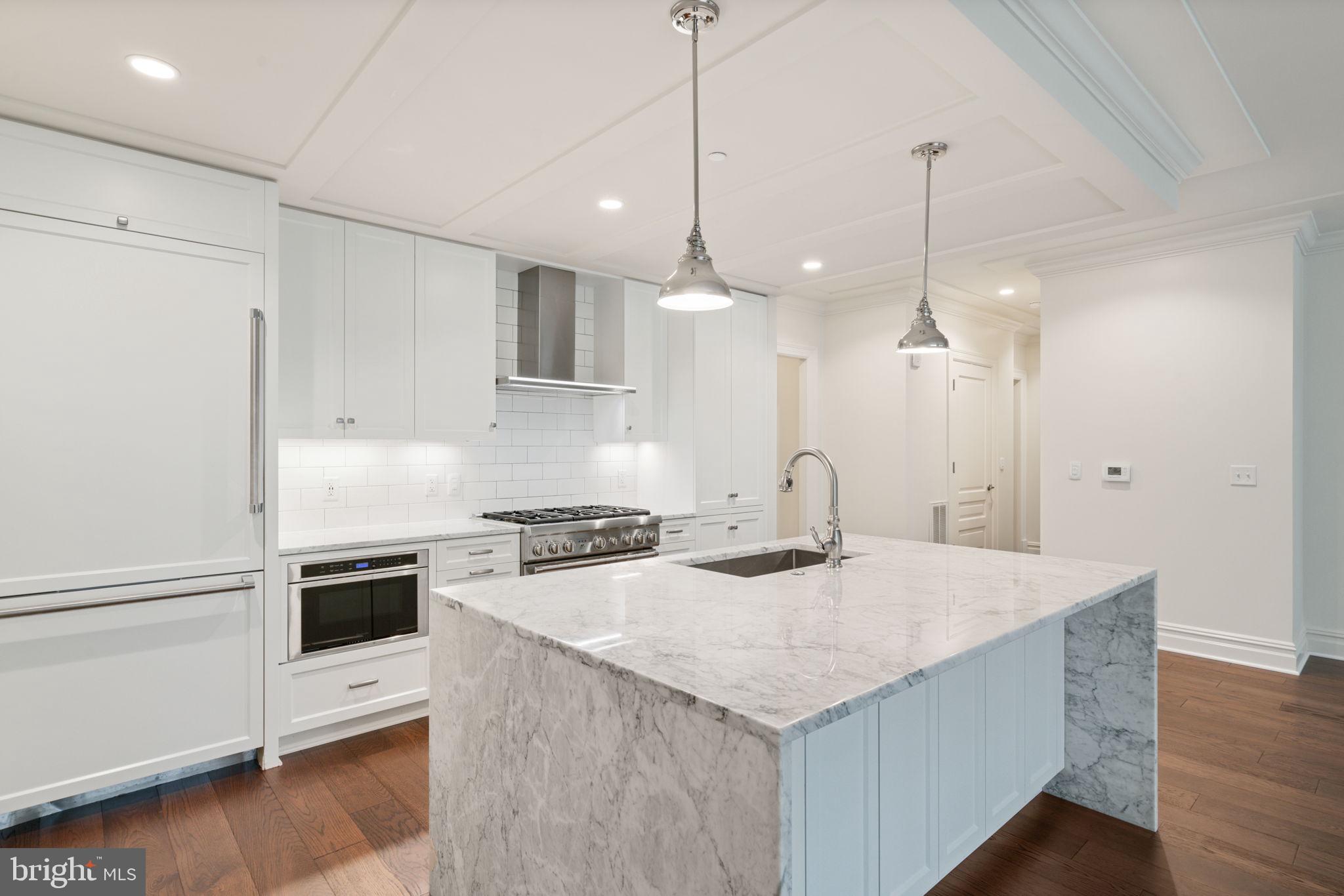 THE SIGNET - Residential