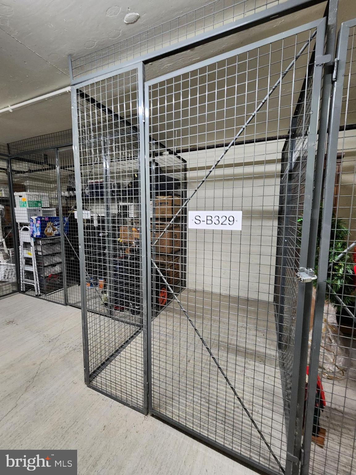 THE SIGNET - Residential