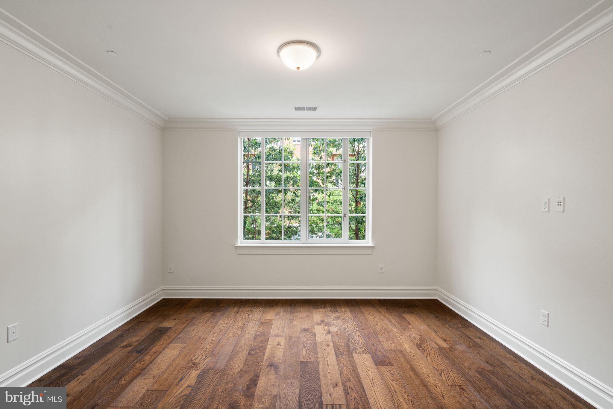 THE SIGNET - Residential