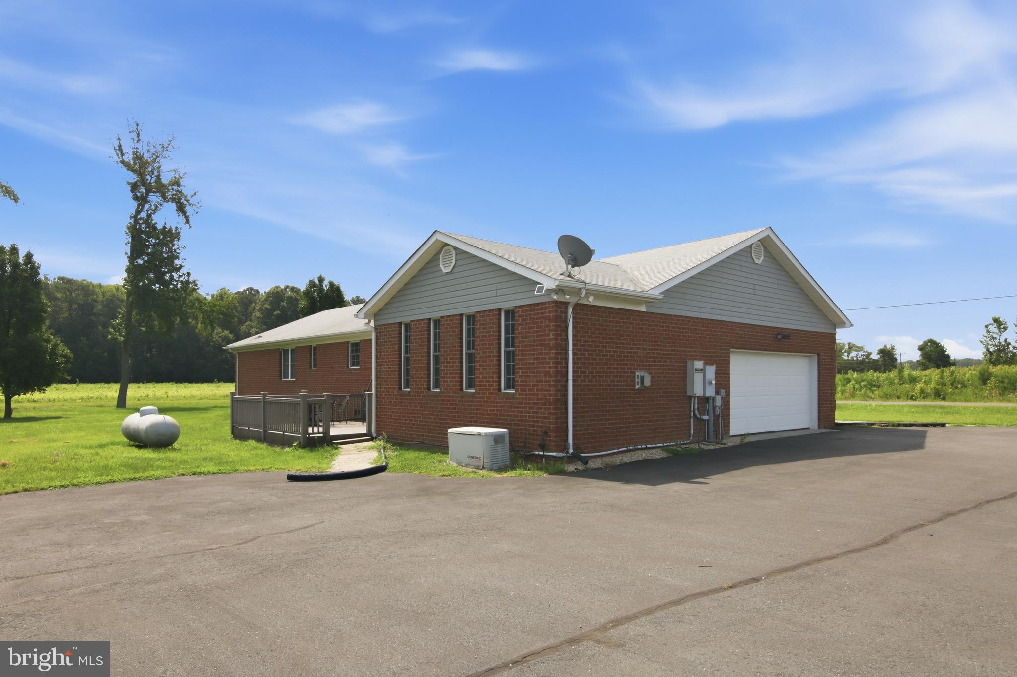 38 SILVERLEAF DRIVE