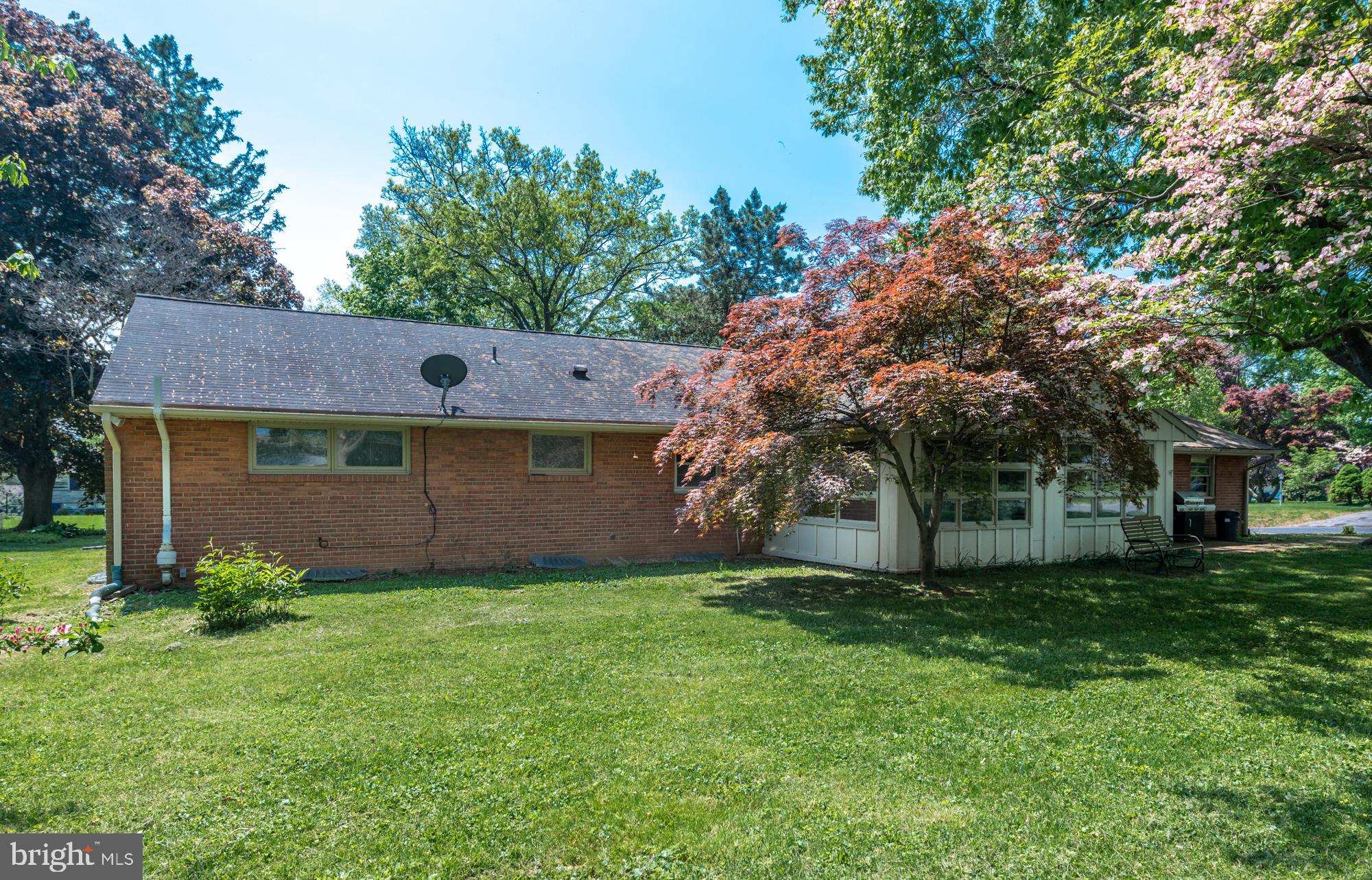 BEVERLY ESTATES - Residential