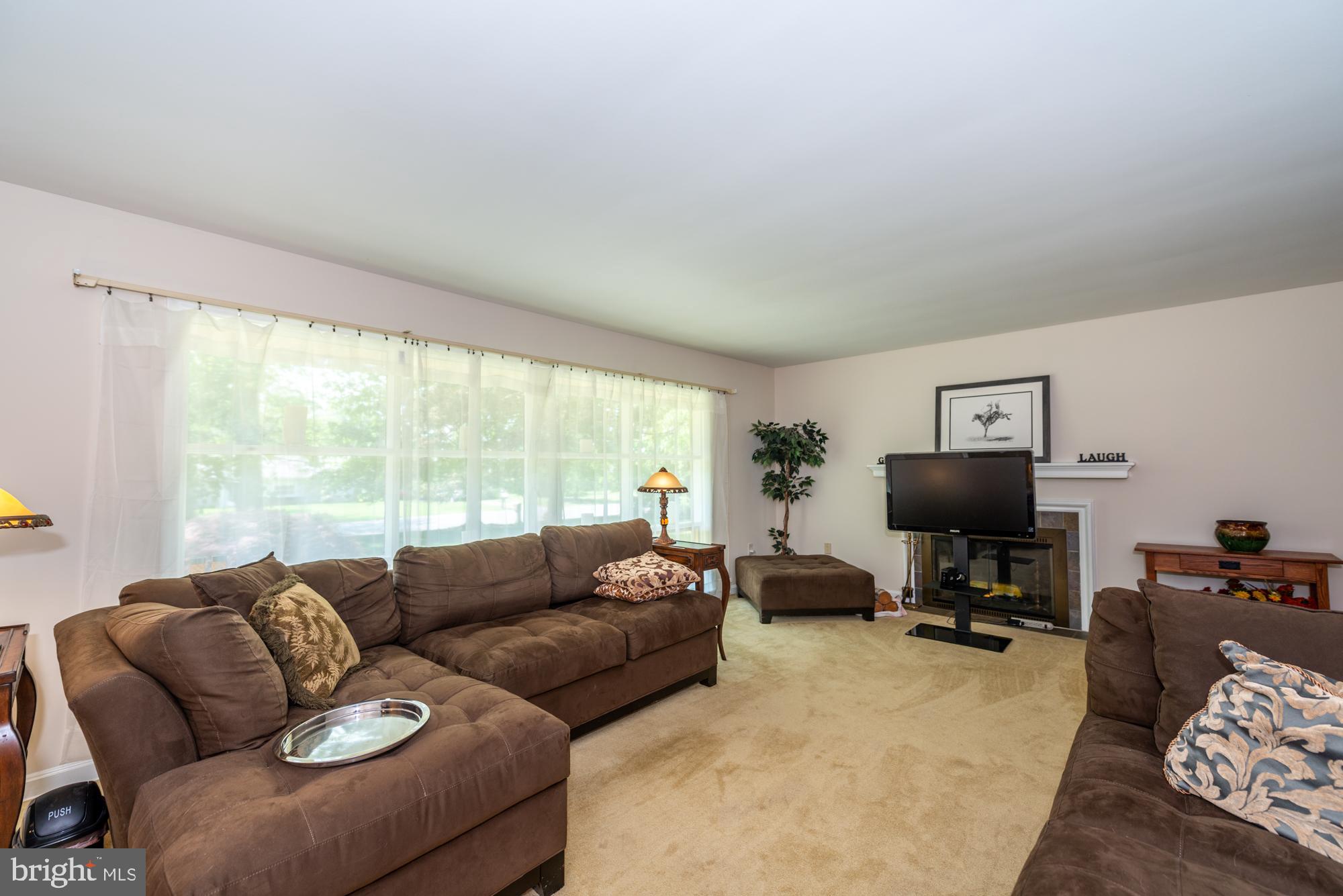 BEVERLY ESTATES - Residential
