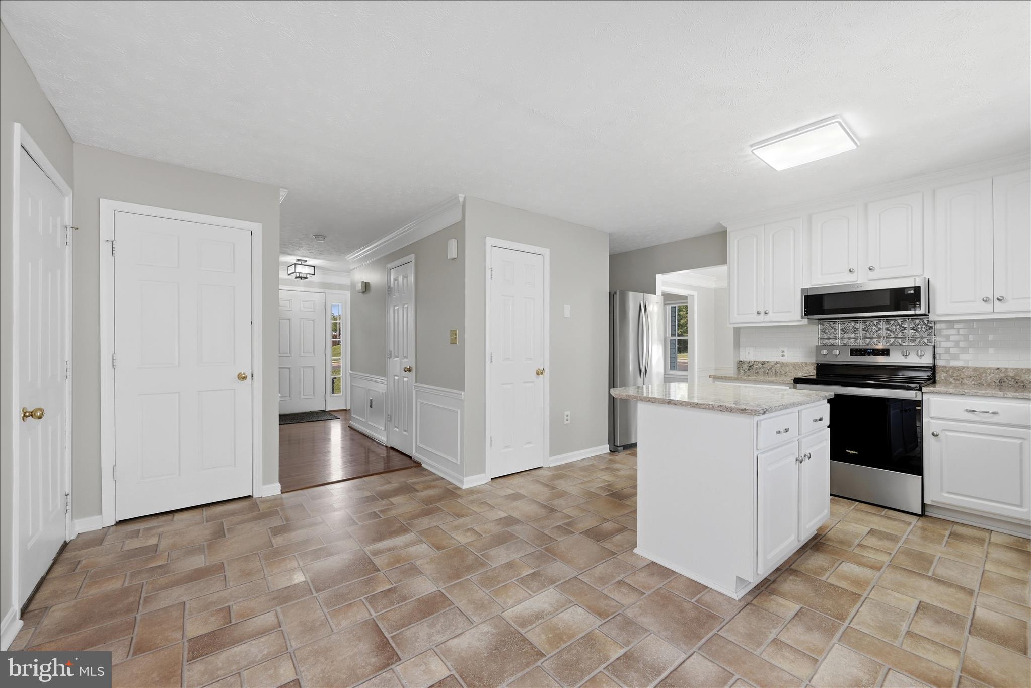 BATTLEFIELD ESTATES - Residential