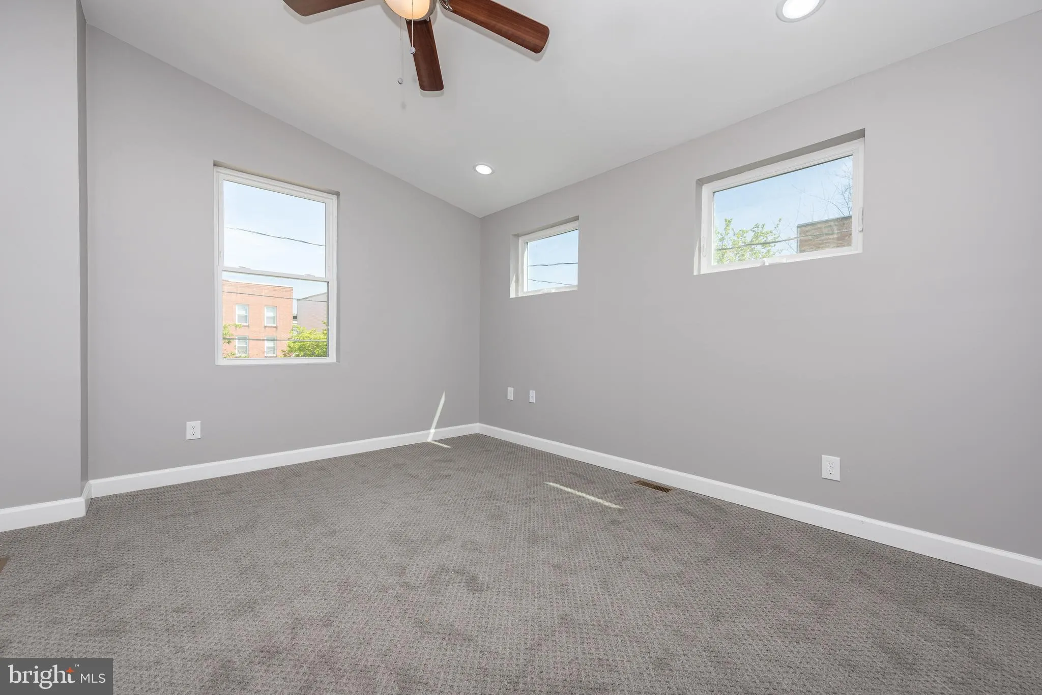 Baltimore, Maryland 21223, United States, 5 Bedrooms Bedrooms, ,4 BathroomsBathrooms,Residential,Active,82324