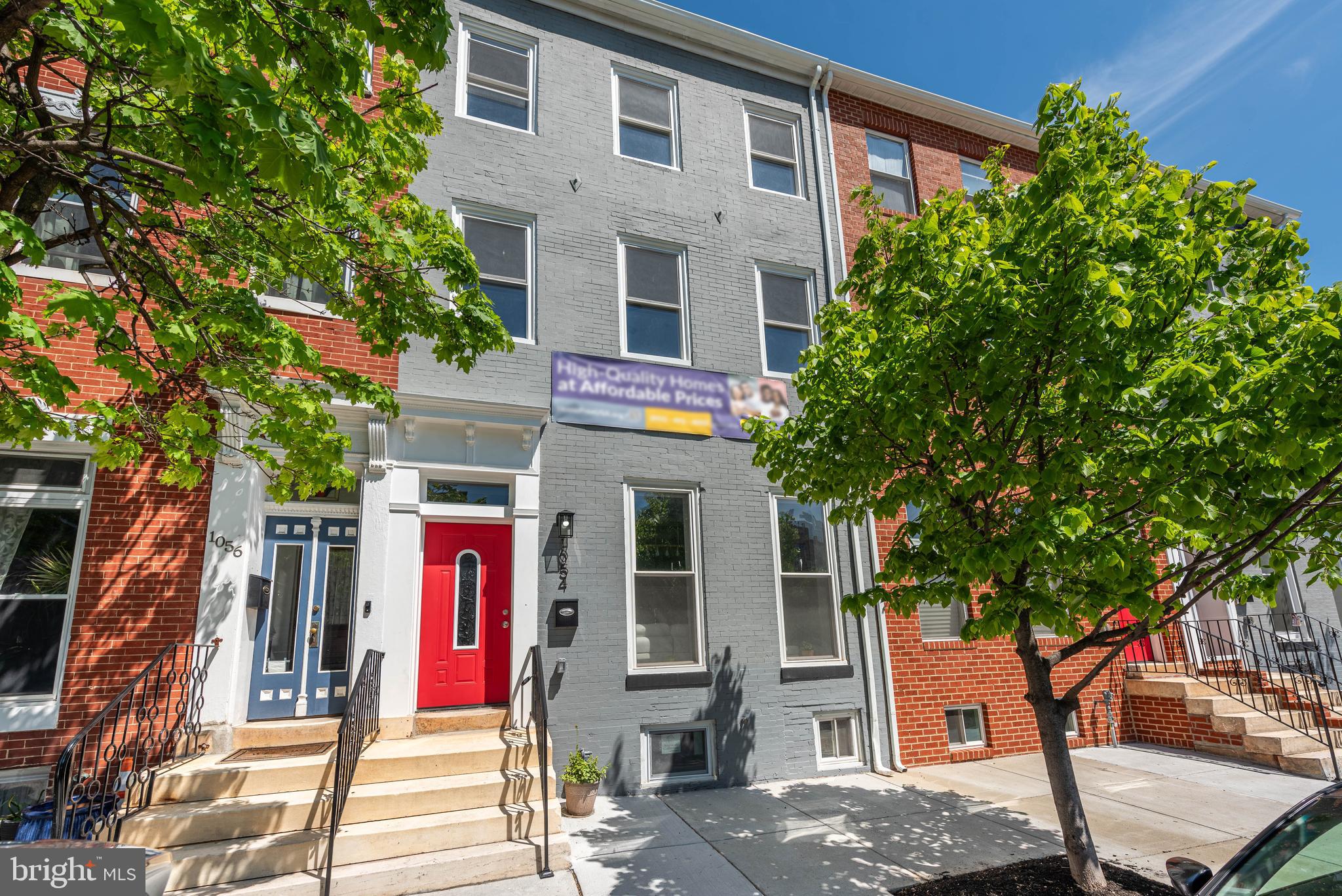 HOLLINS MARKET - Residential