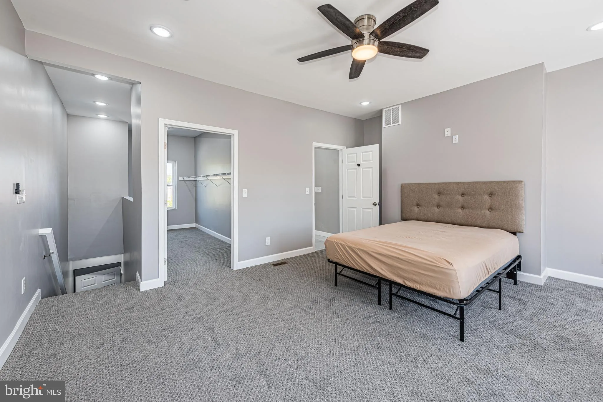Baltimore, Maryland 21223, United States, 5 Bedrooms Bedrooms, ,4 BathroomsBathrooms,Residential,Active,82324