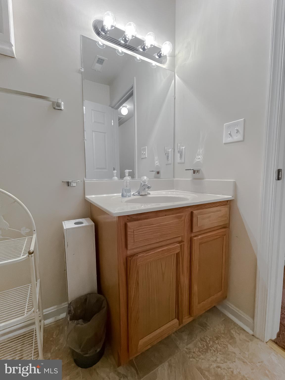 NEWTOWN VILLAGE SUB - Residential