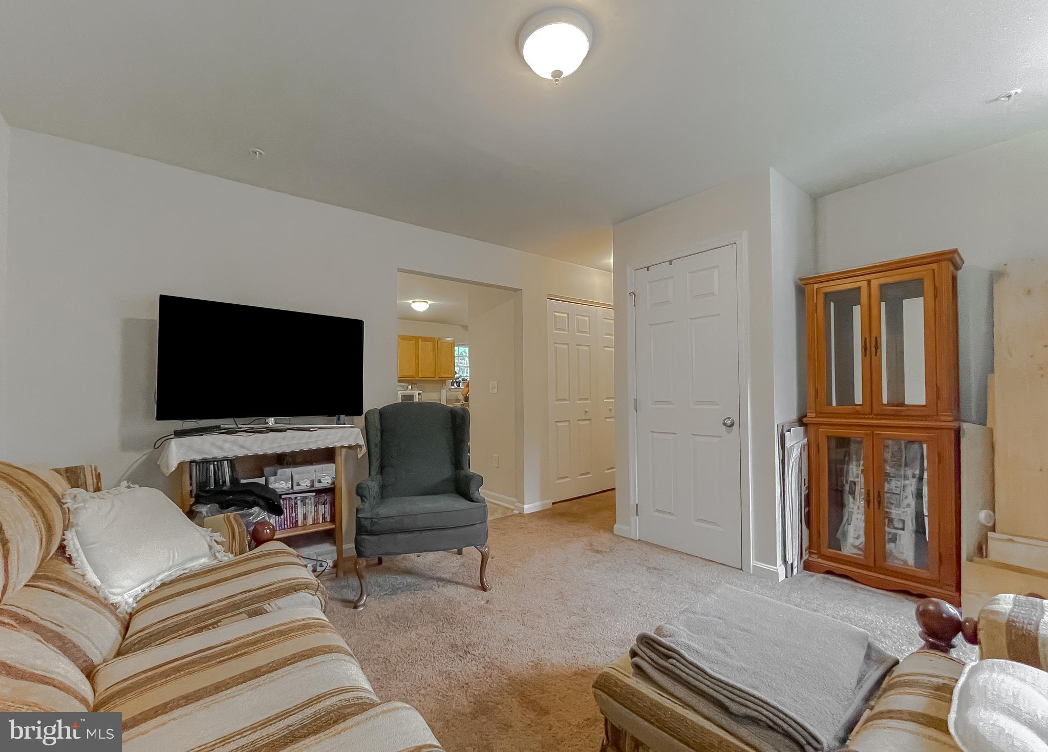 NEWTOWN VILLAGE SUB - Residential