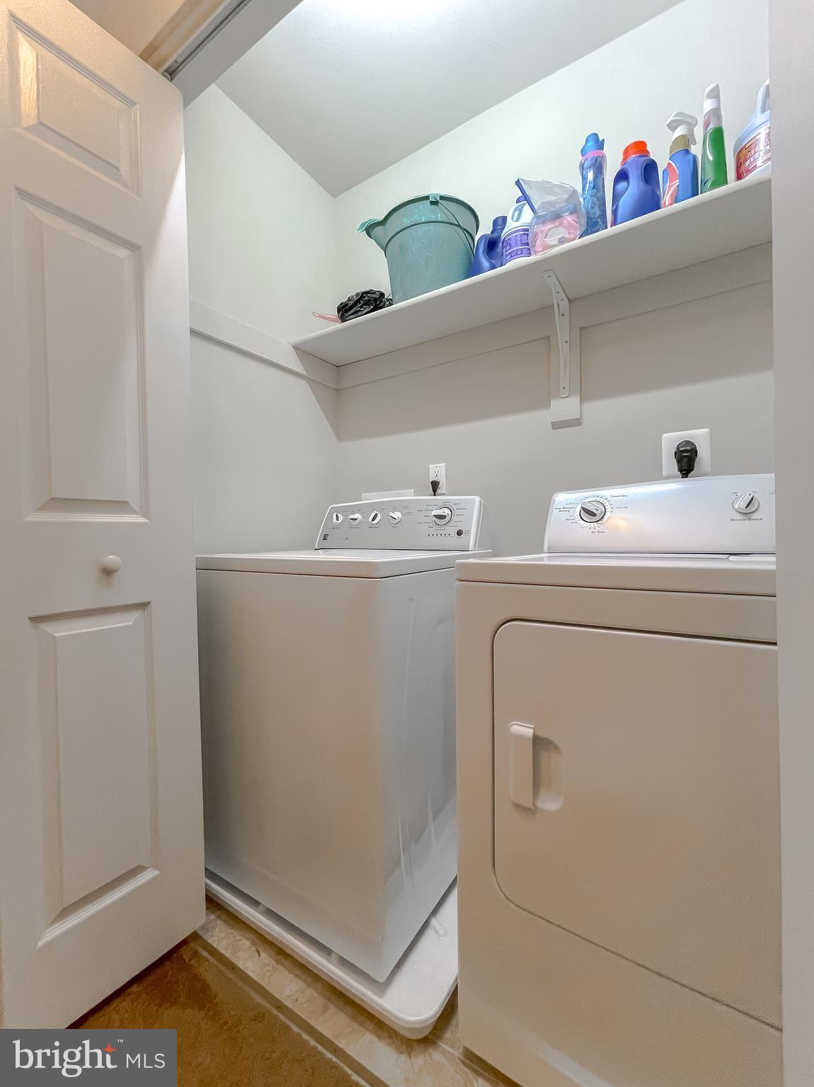 NEWTOWN VILLAGE SUB - Residential