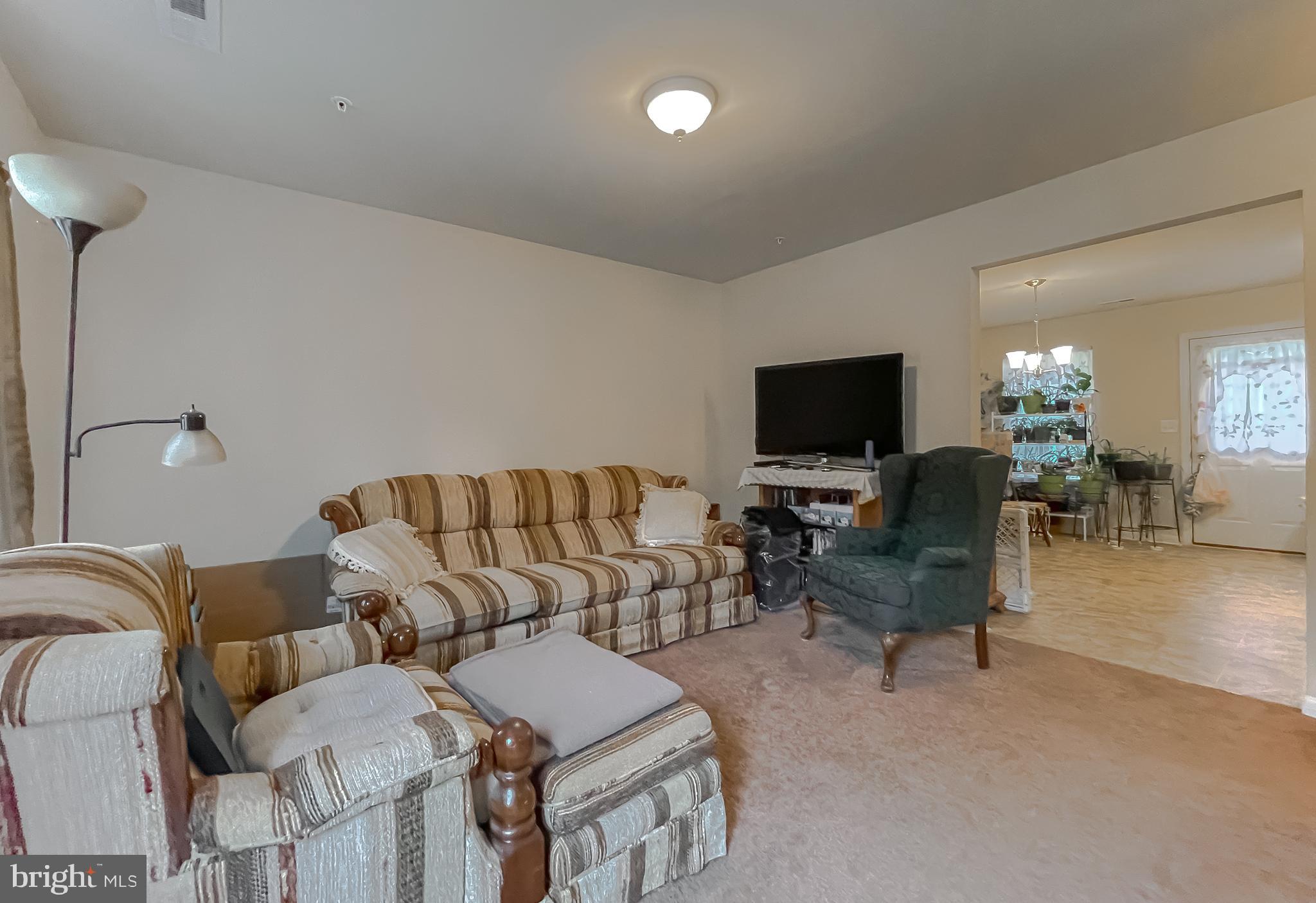 NEWTOWN VILLAGE SUB - Residential