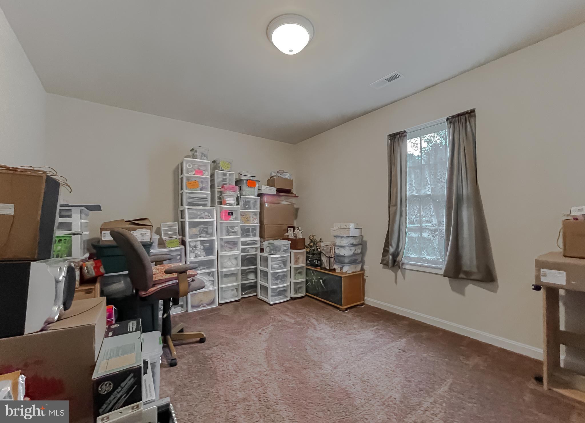 NEWTOWN VILLAGE SUB - Residential