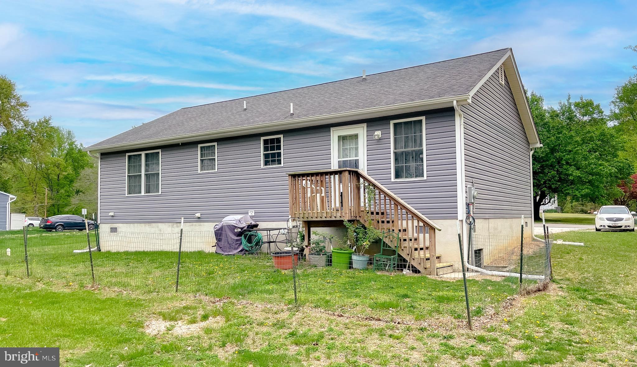 NEWTOWN VILLAGE SUB - Residential