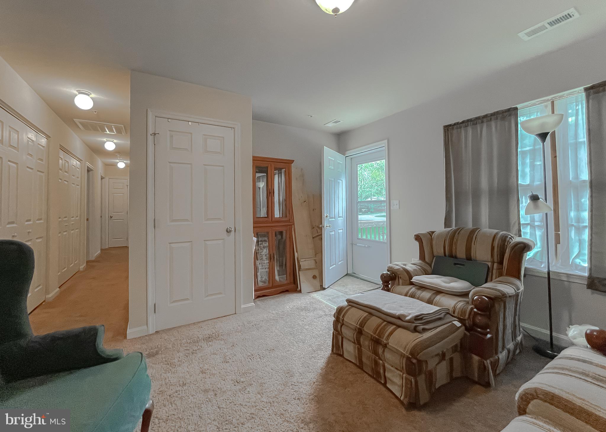 NEWTOWN VILLAGE SUB - Residential