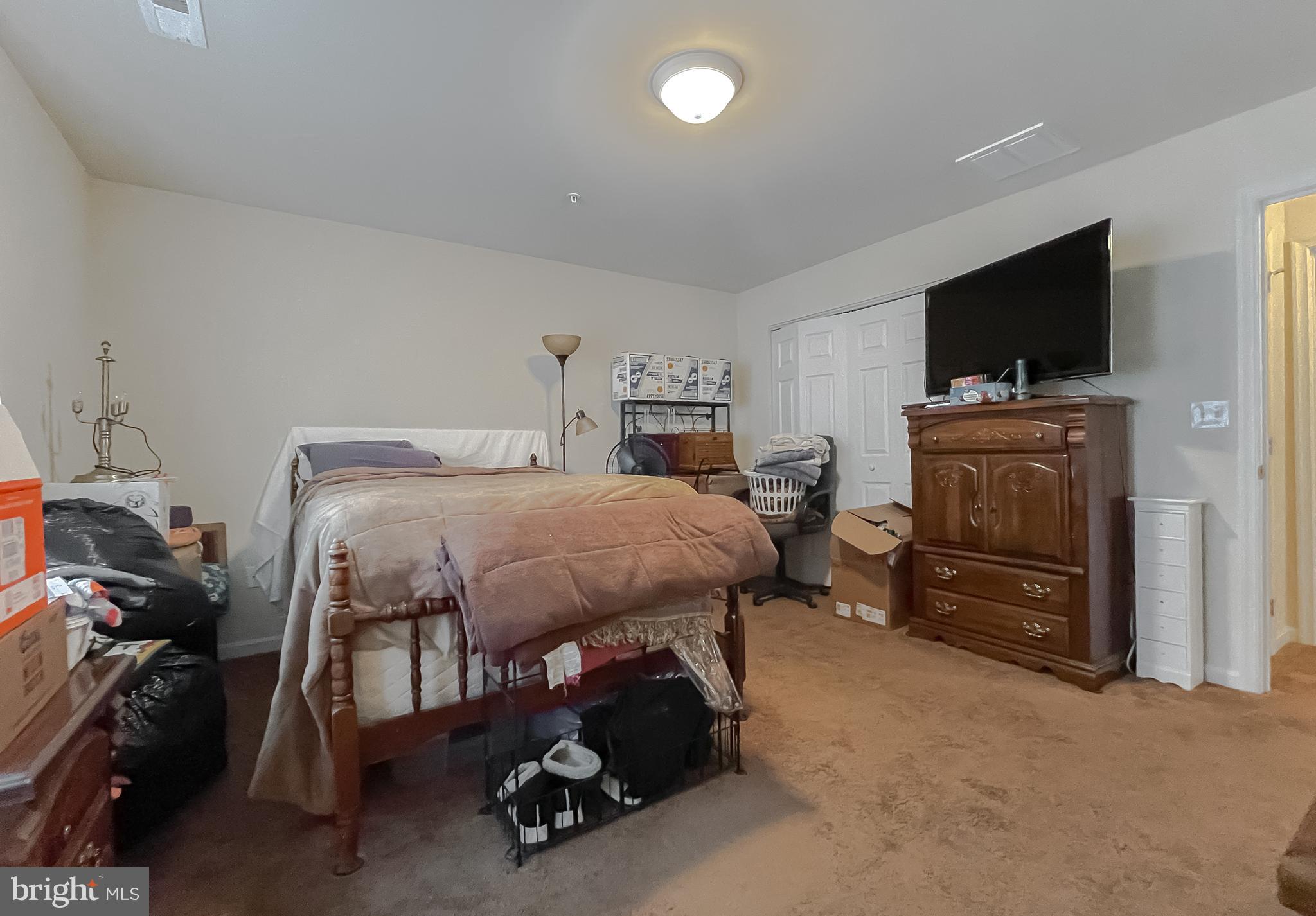 NEWTOWN VILLAGE SUB - Residential