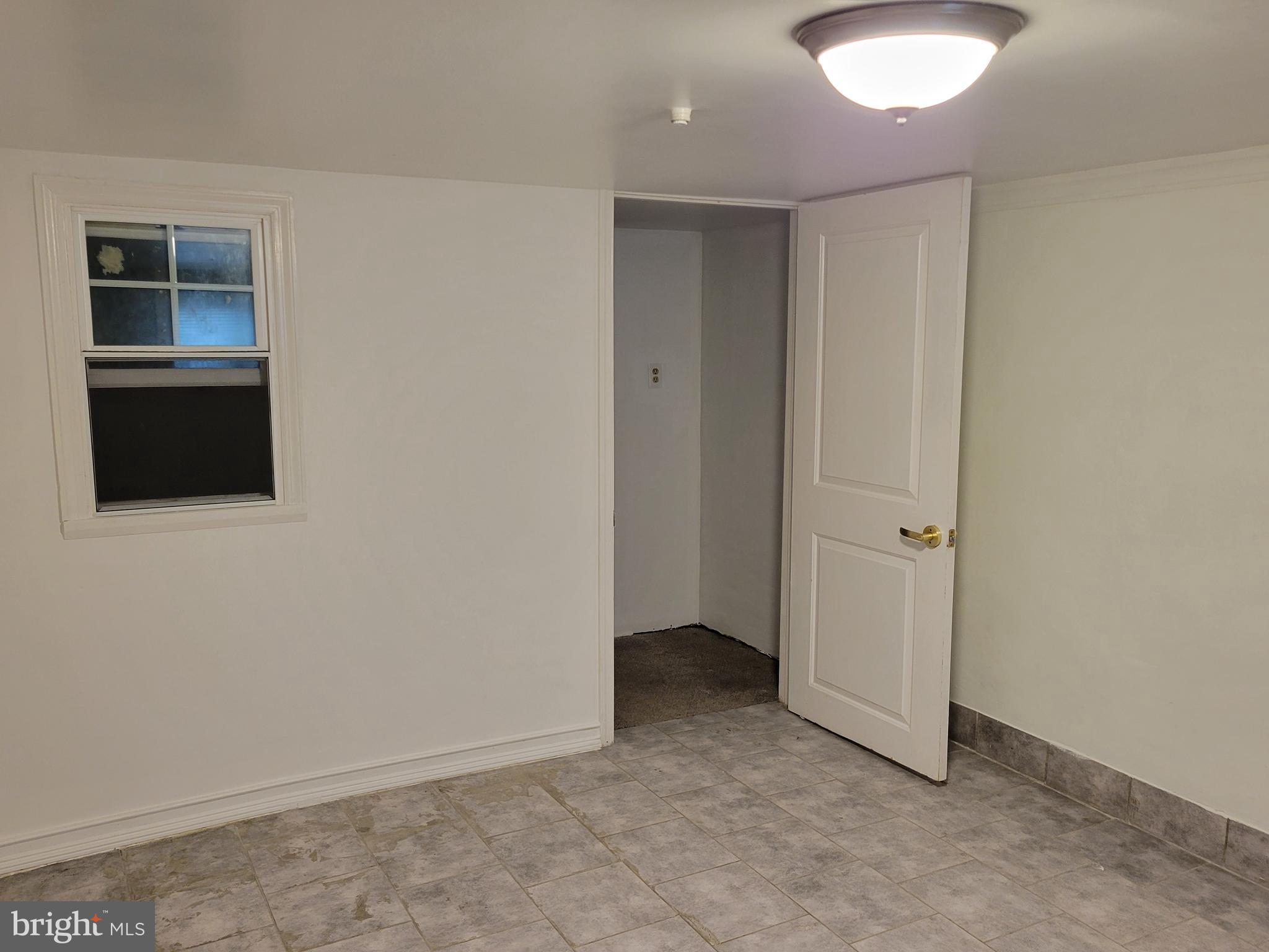 COLMAR MANOR - Residential