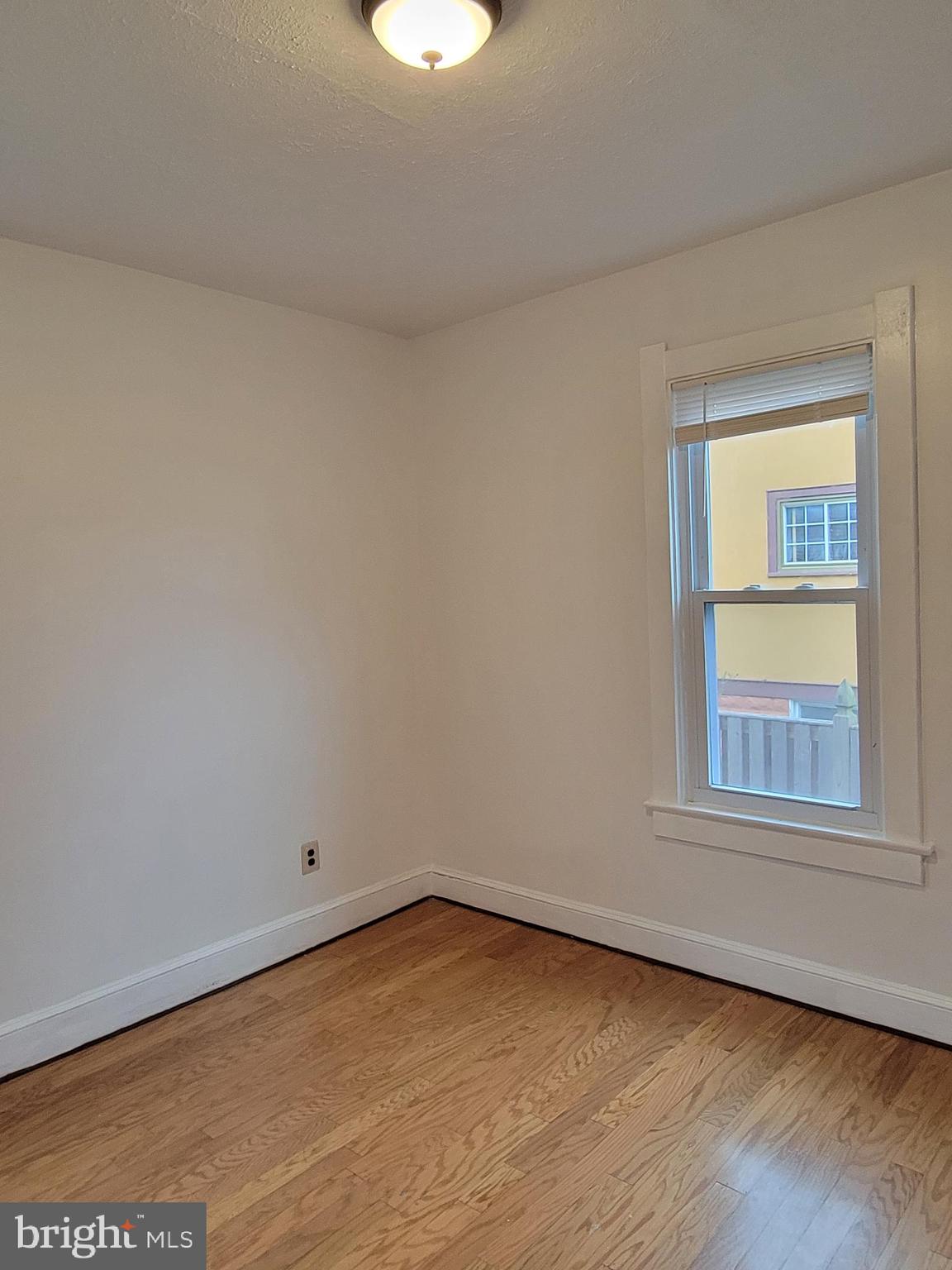 COLMAR MANOR - Residential