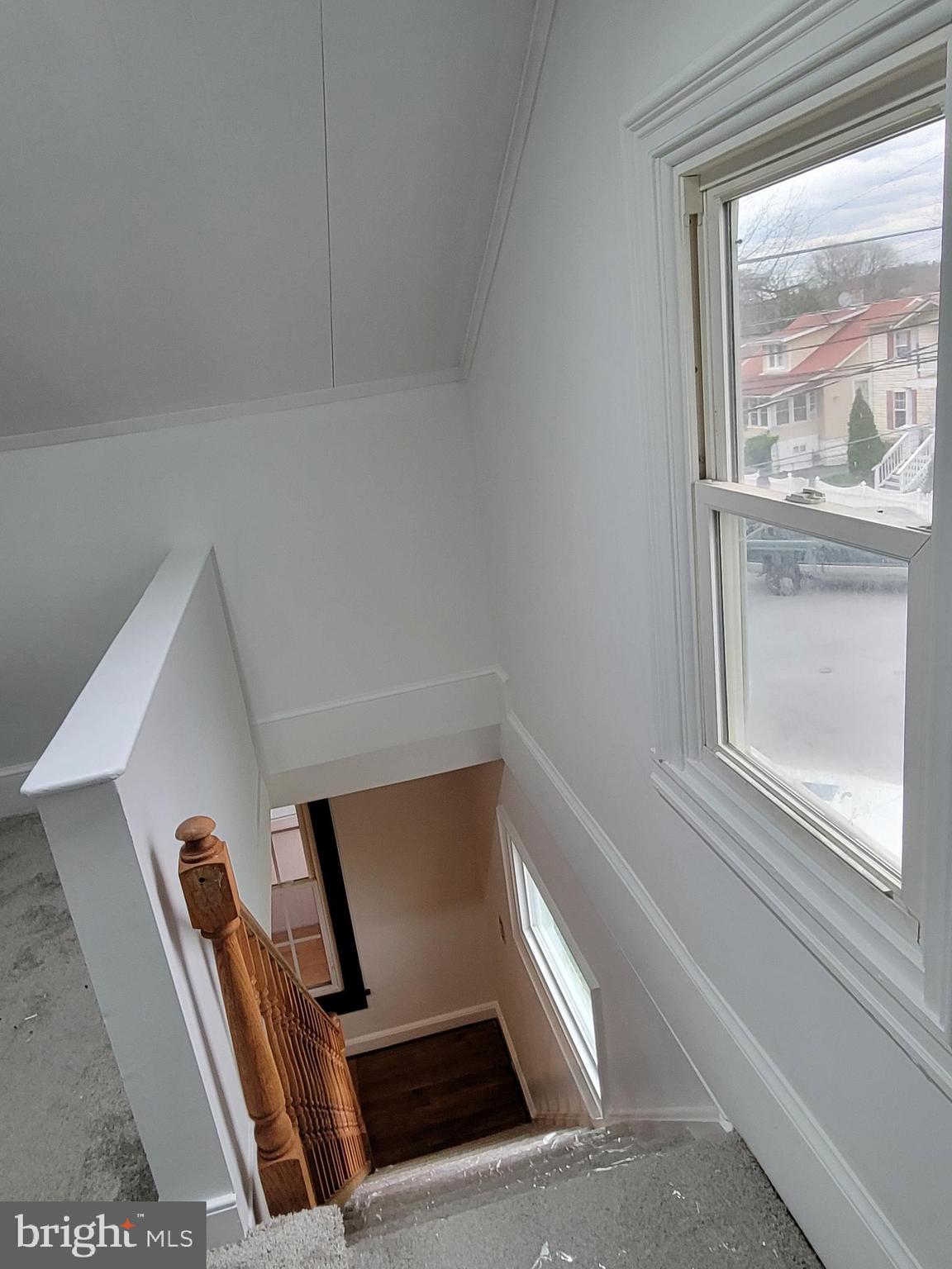 COLMAR MANOR - Residential