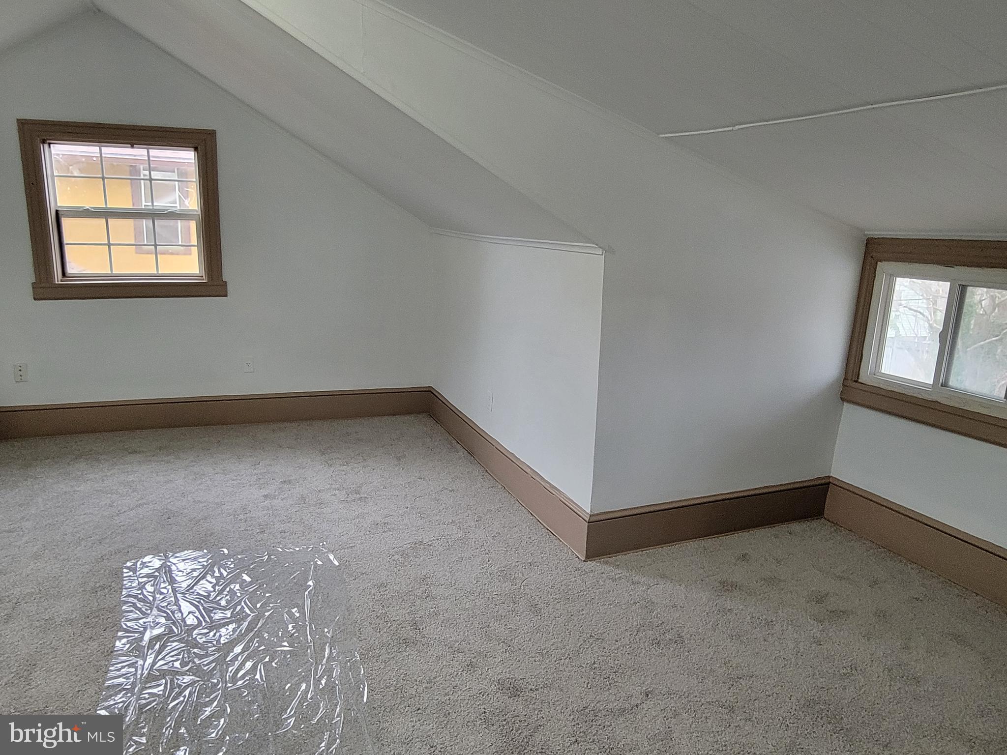 COLMAR MANOR - Residential