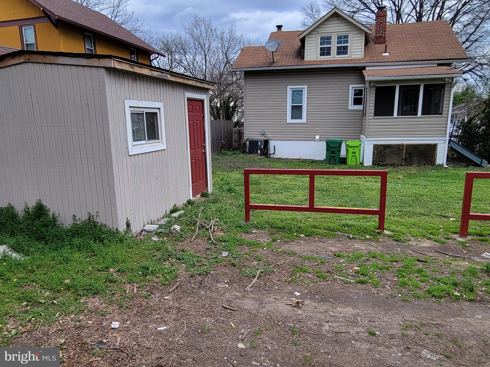 COLMAR MANOR - Residential