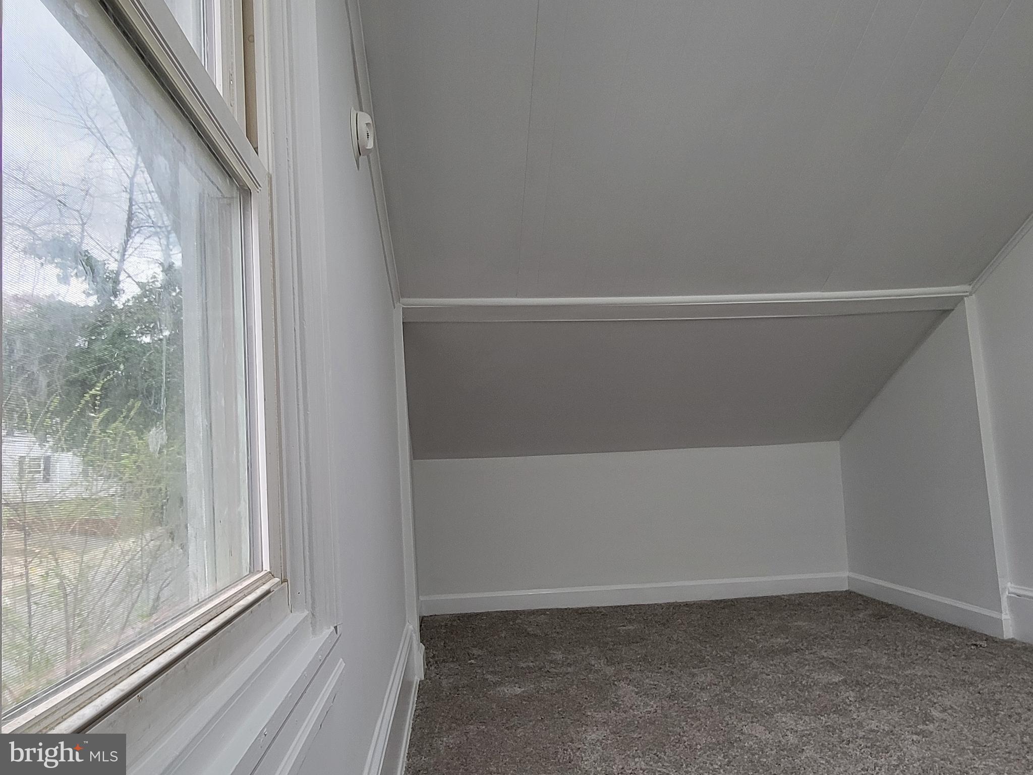 COLMAR MANOR - Residential