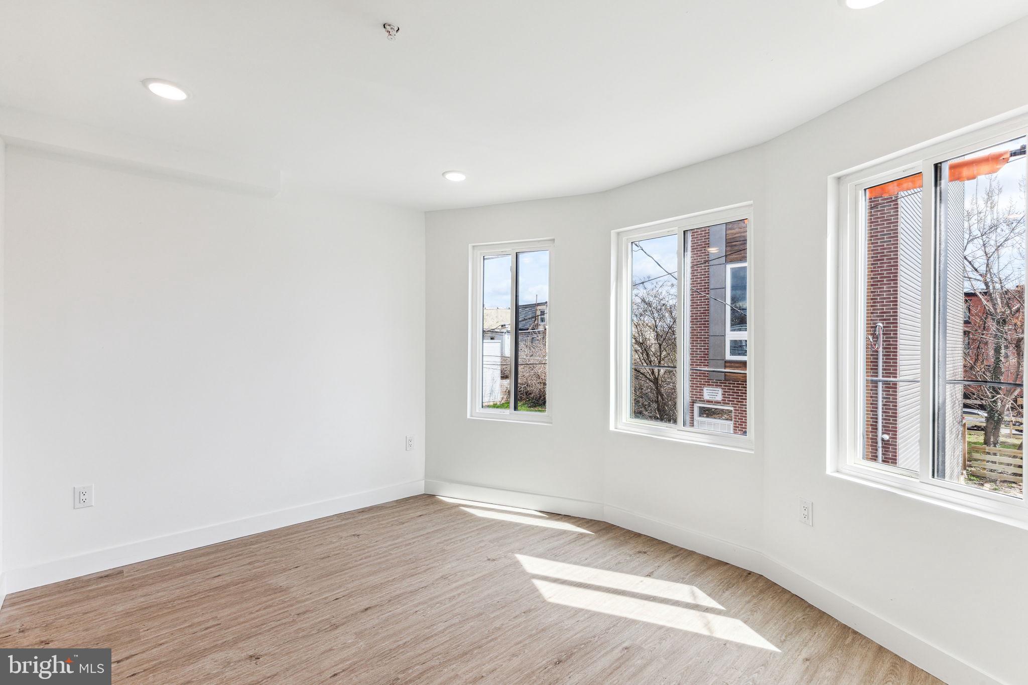 FISHTOWN - Residential Lease