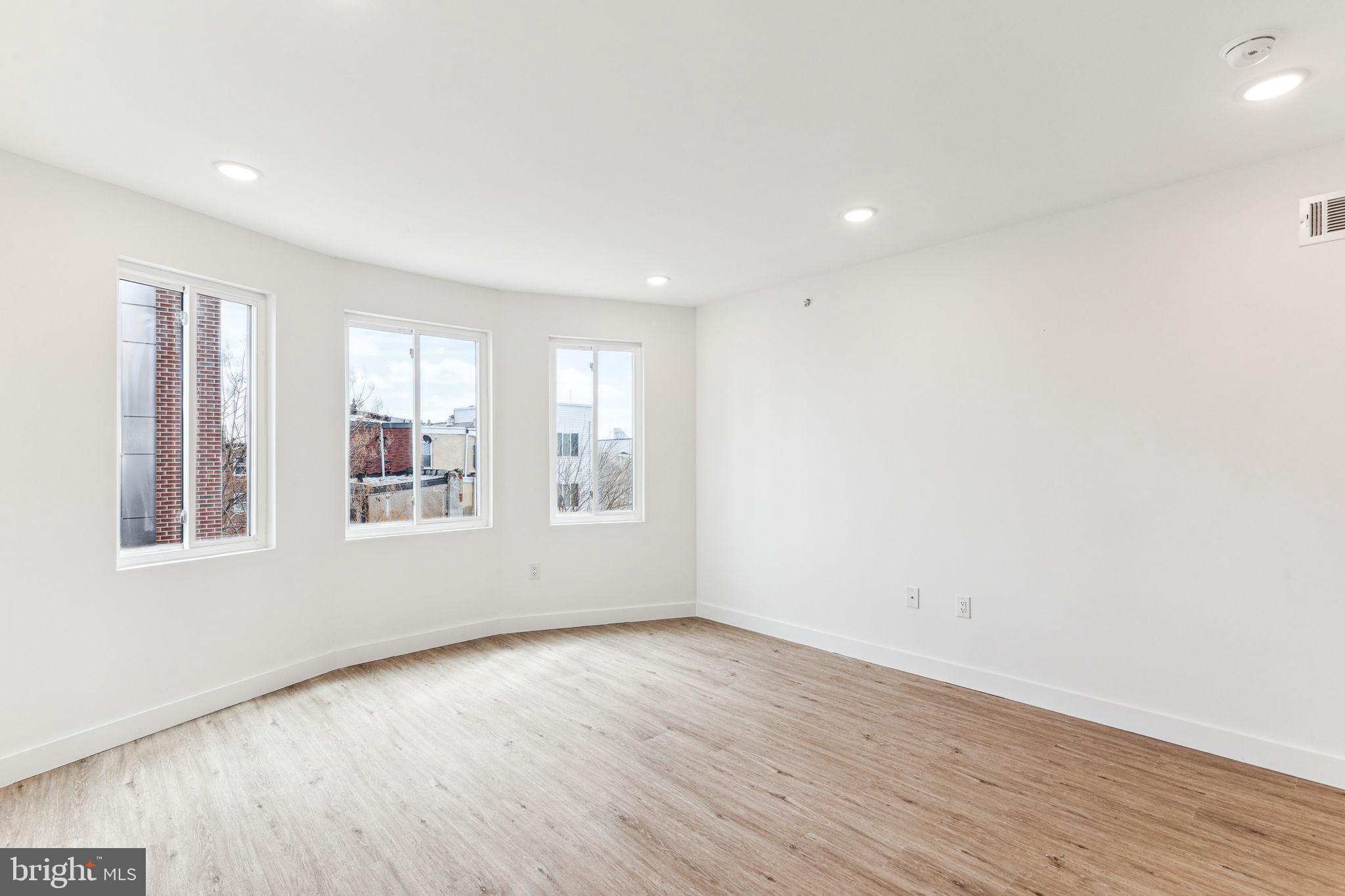 FISHTOWN - Residential Lease