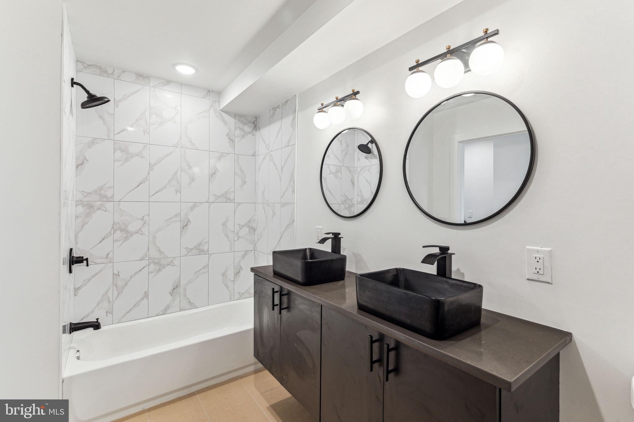 FISHTOWN - Residential Lease