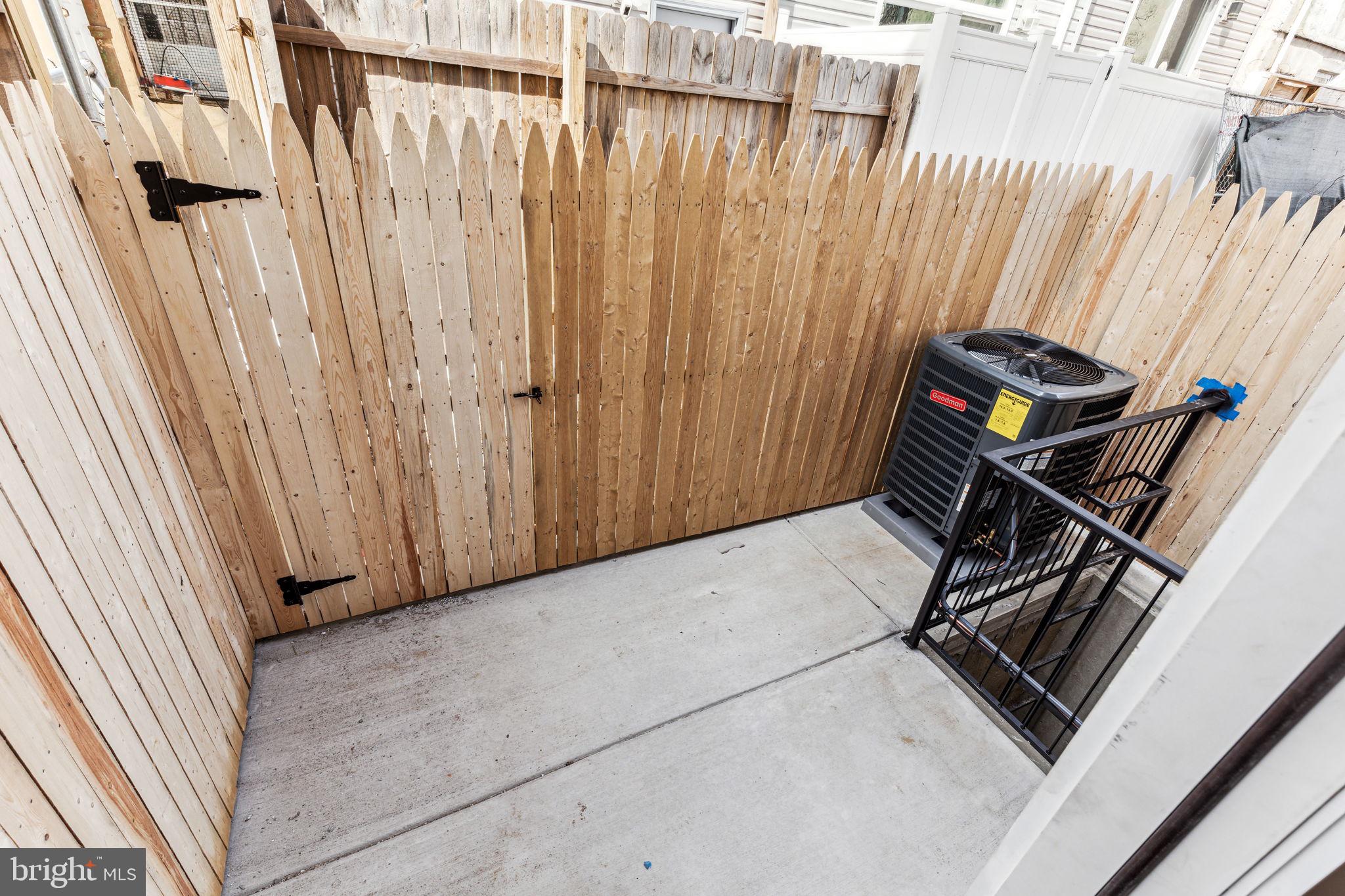 FISHTOWN - Residential Lease