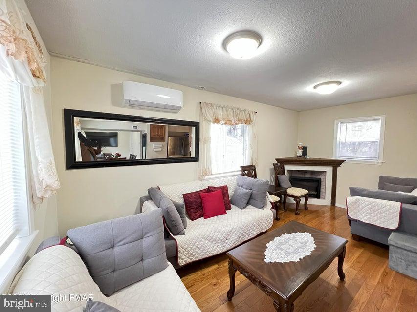 9424 JUNIPER DRIVE