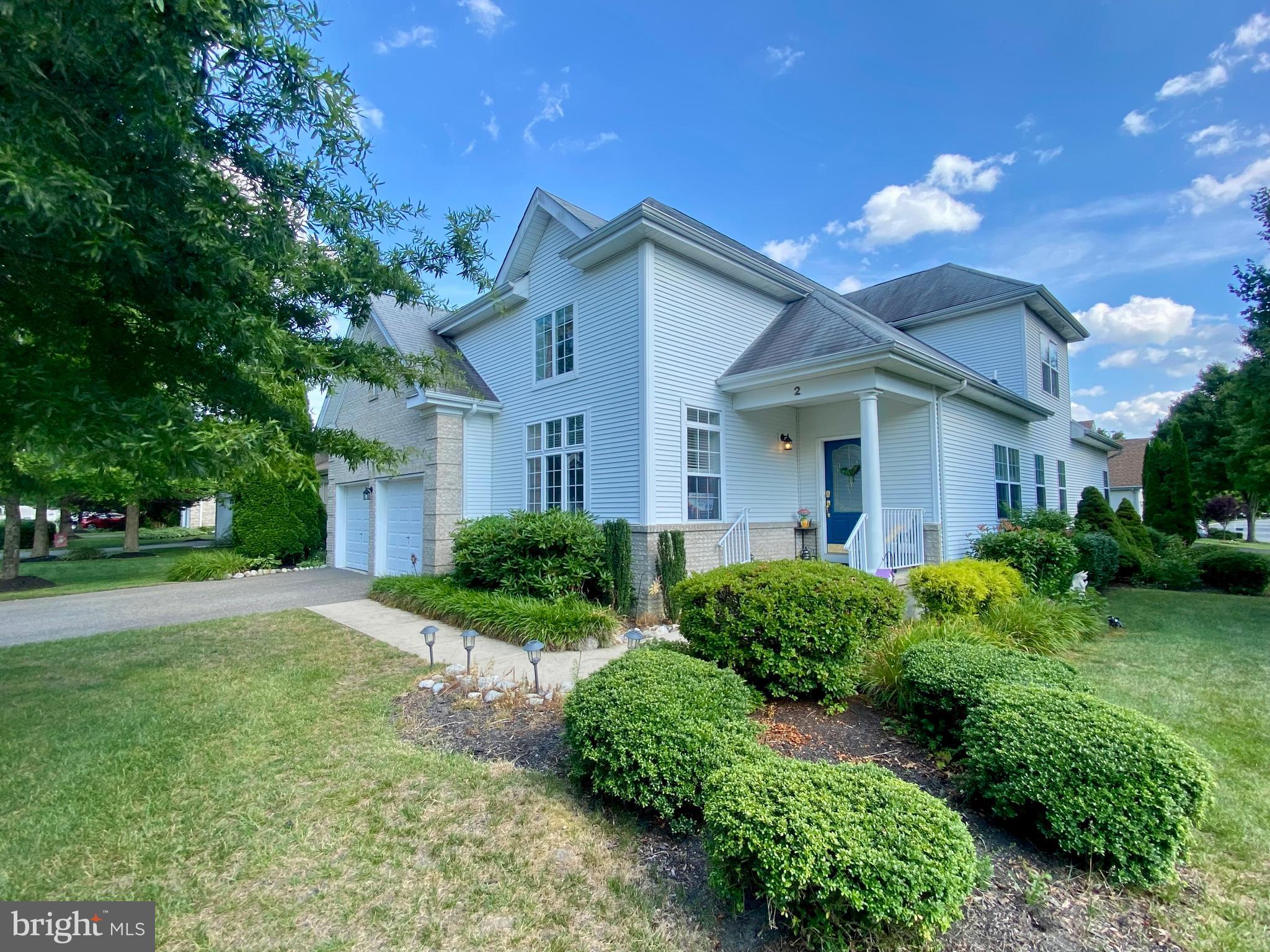 2 CYPRESS CT