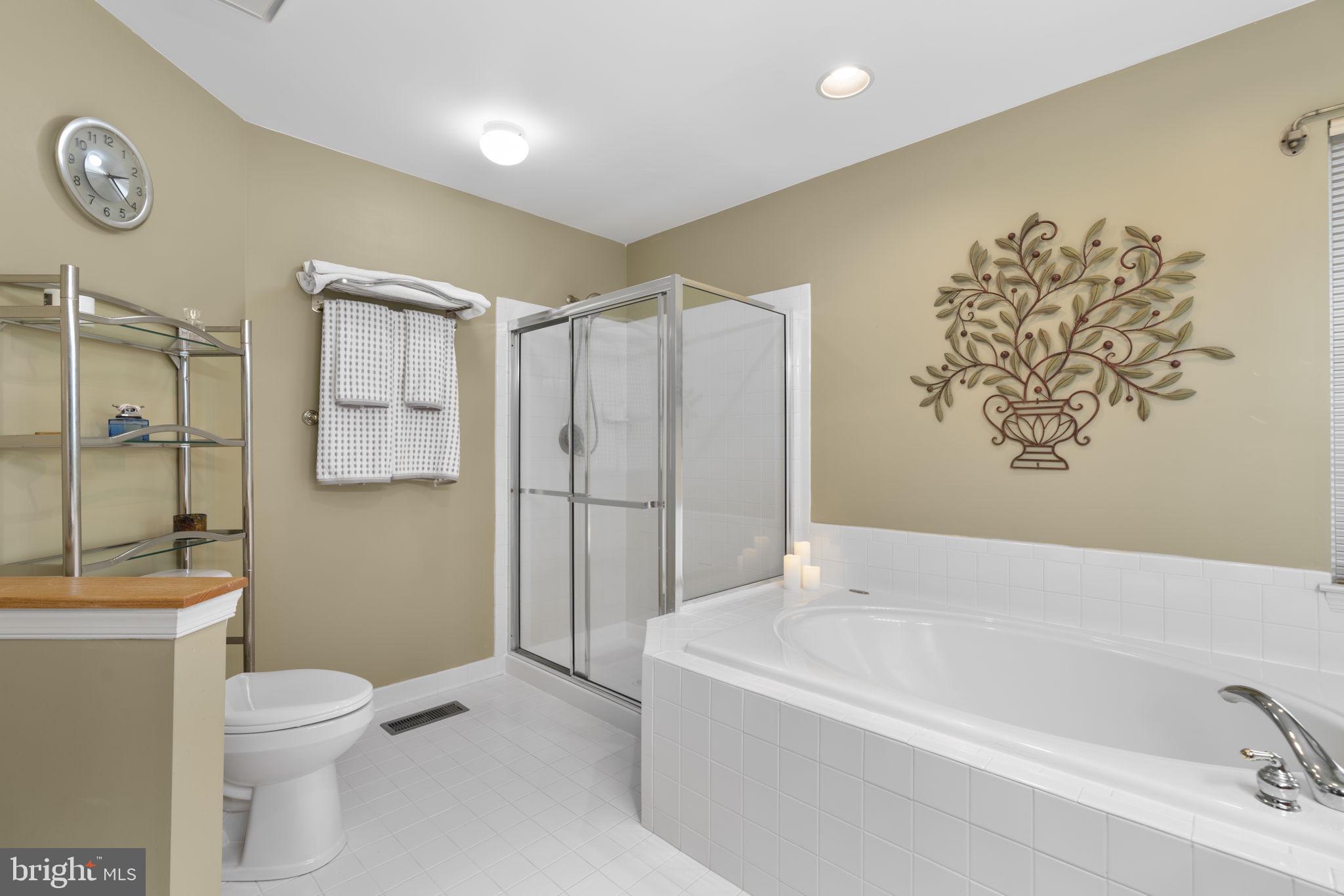 LYNDWOOD - Residential