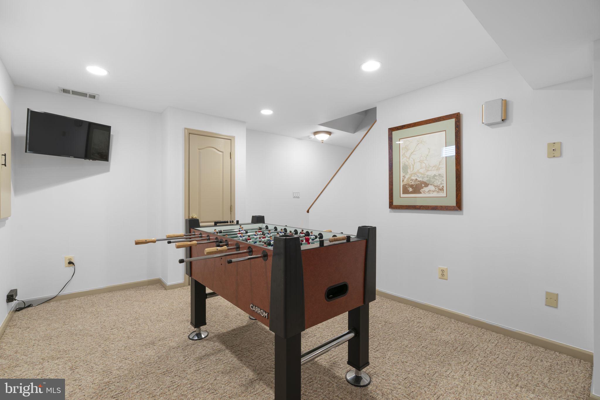 LYNDWOOD - Residential