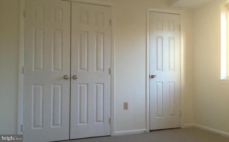 BETHESDA PARK - Residential Lease