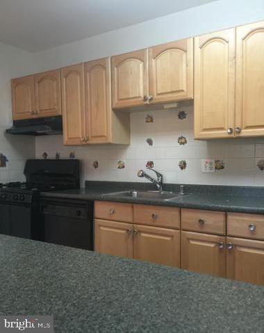 BETHESDA PARK - Residential Lease