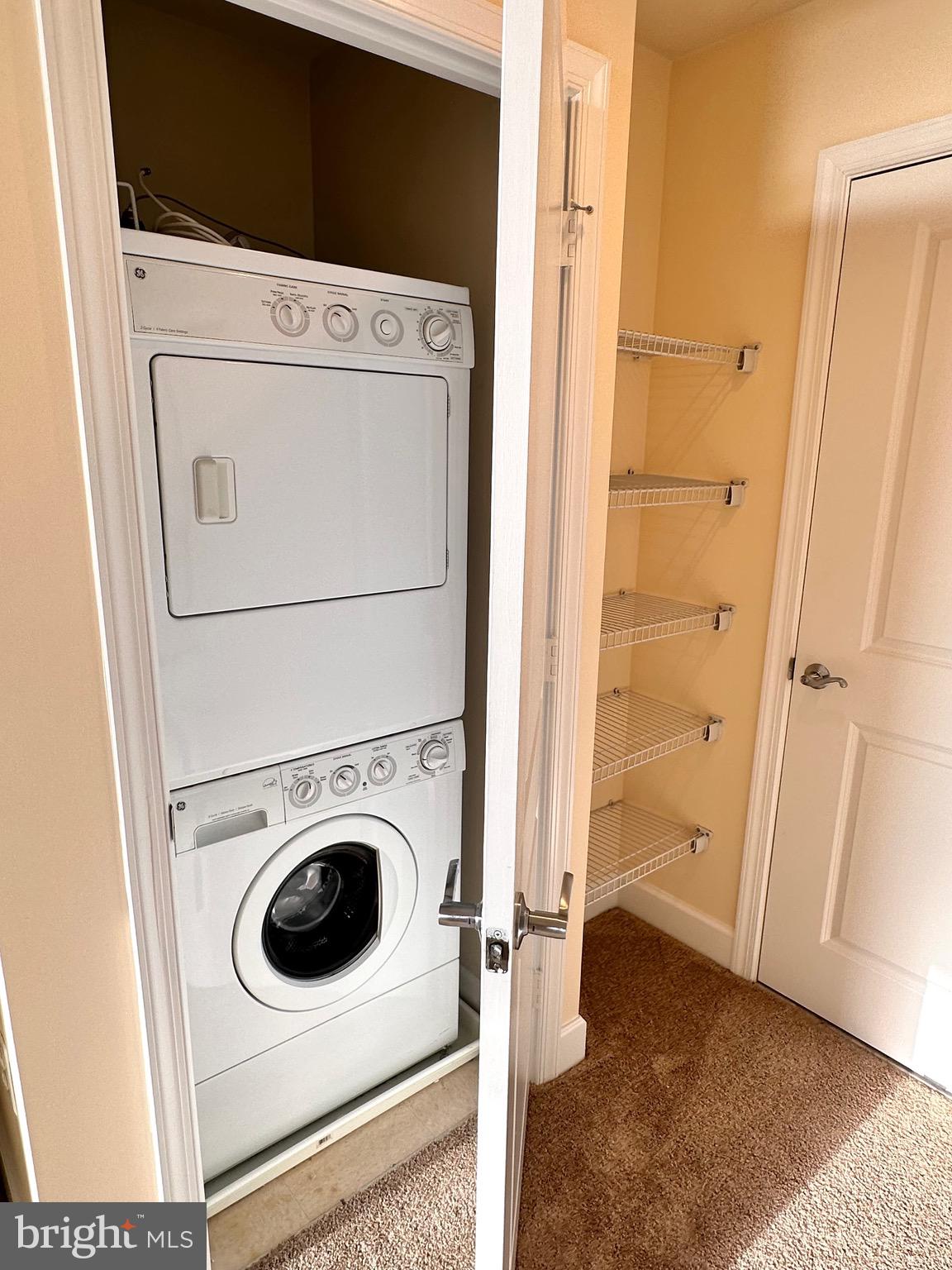 ECLIPSE ON CENTER PARK - Residential