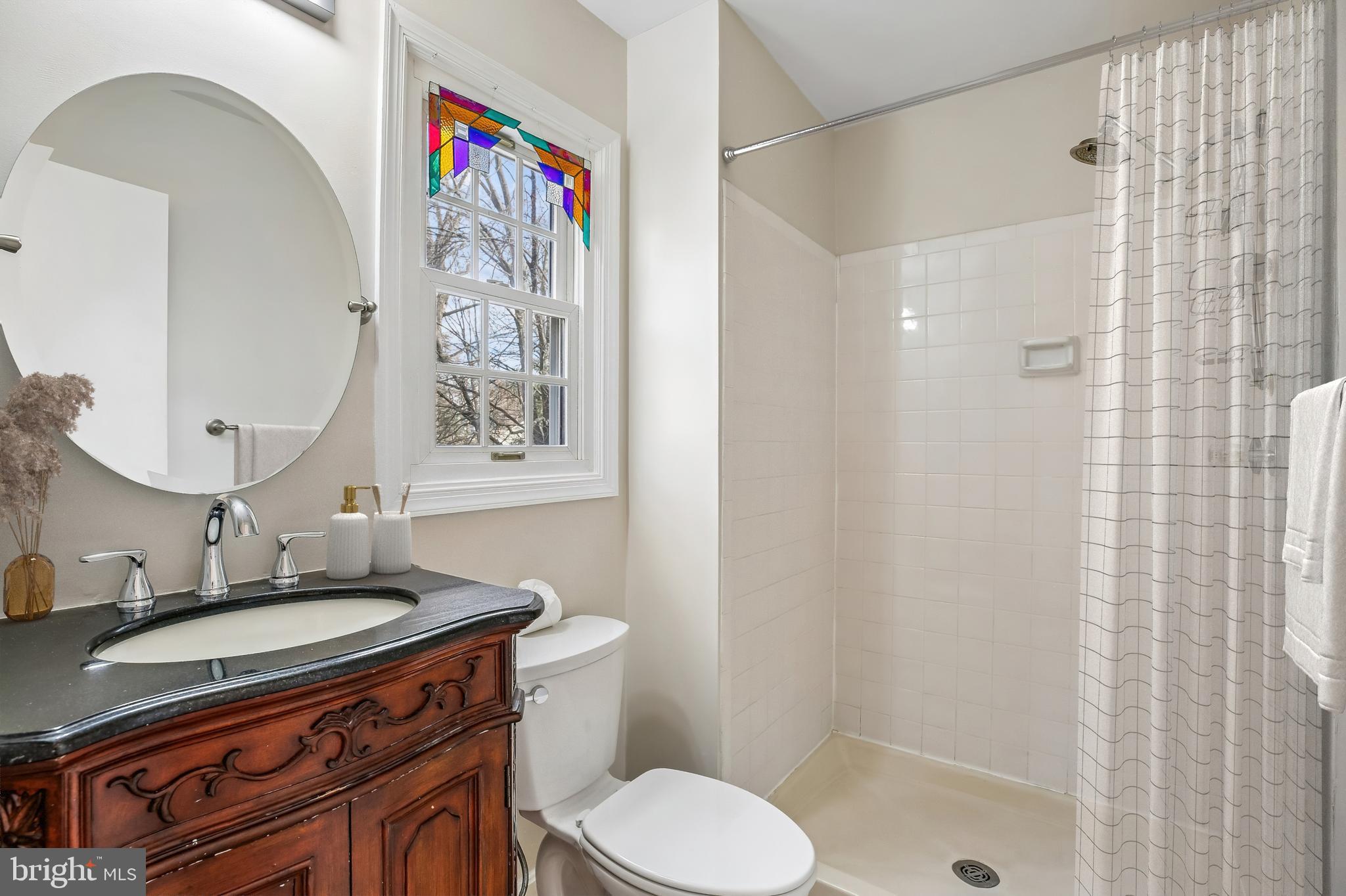 QUINCE ORCHARD KNOLLS - Residential